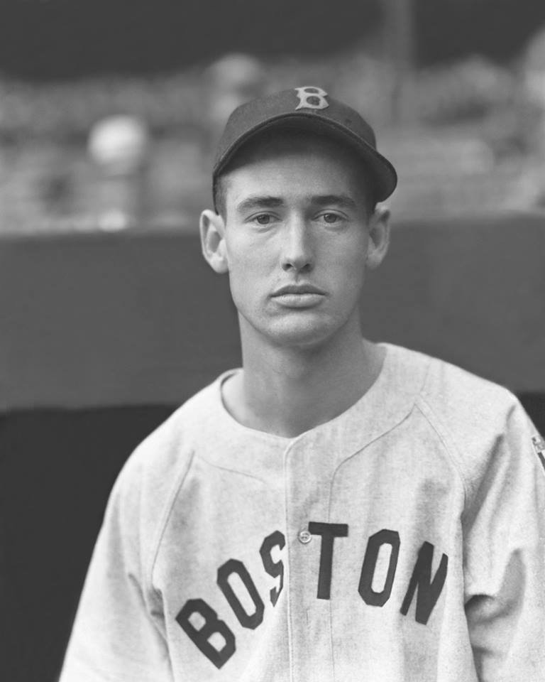 WILLIAMS TED portrait pose w Red Sox on road 1939.jpg