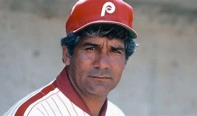 CORRALES PAT w Phillies manager canddi A.jpg