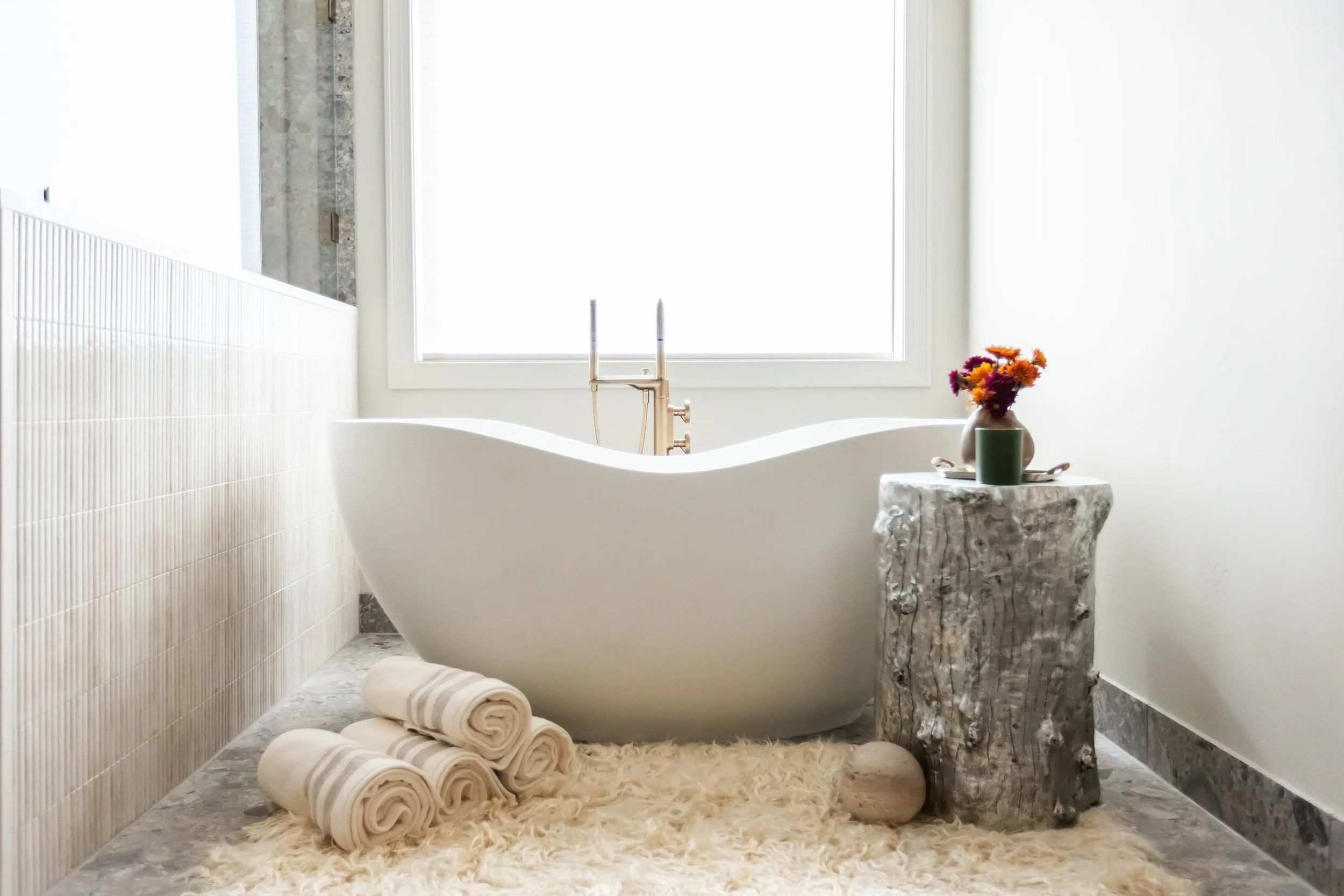 73 Primary Bath.jpg