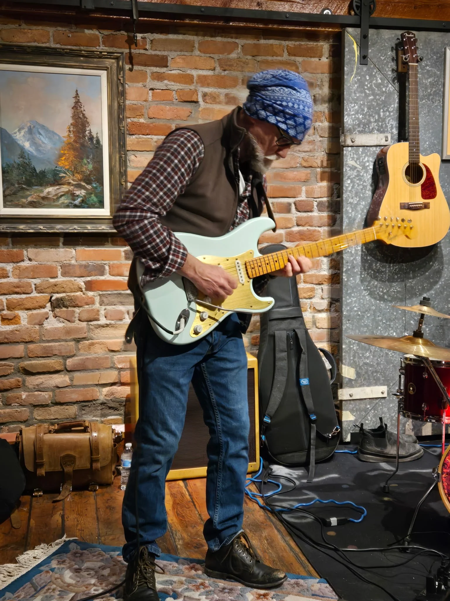 Michael Kelly and Leslie Jo Sena