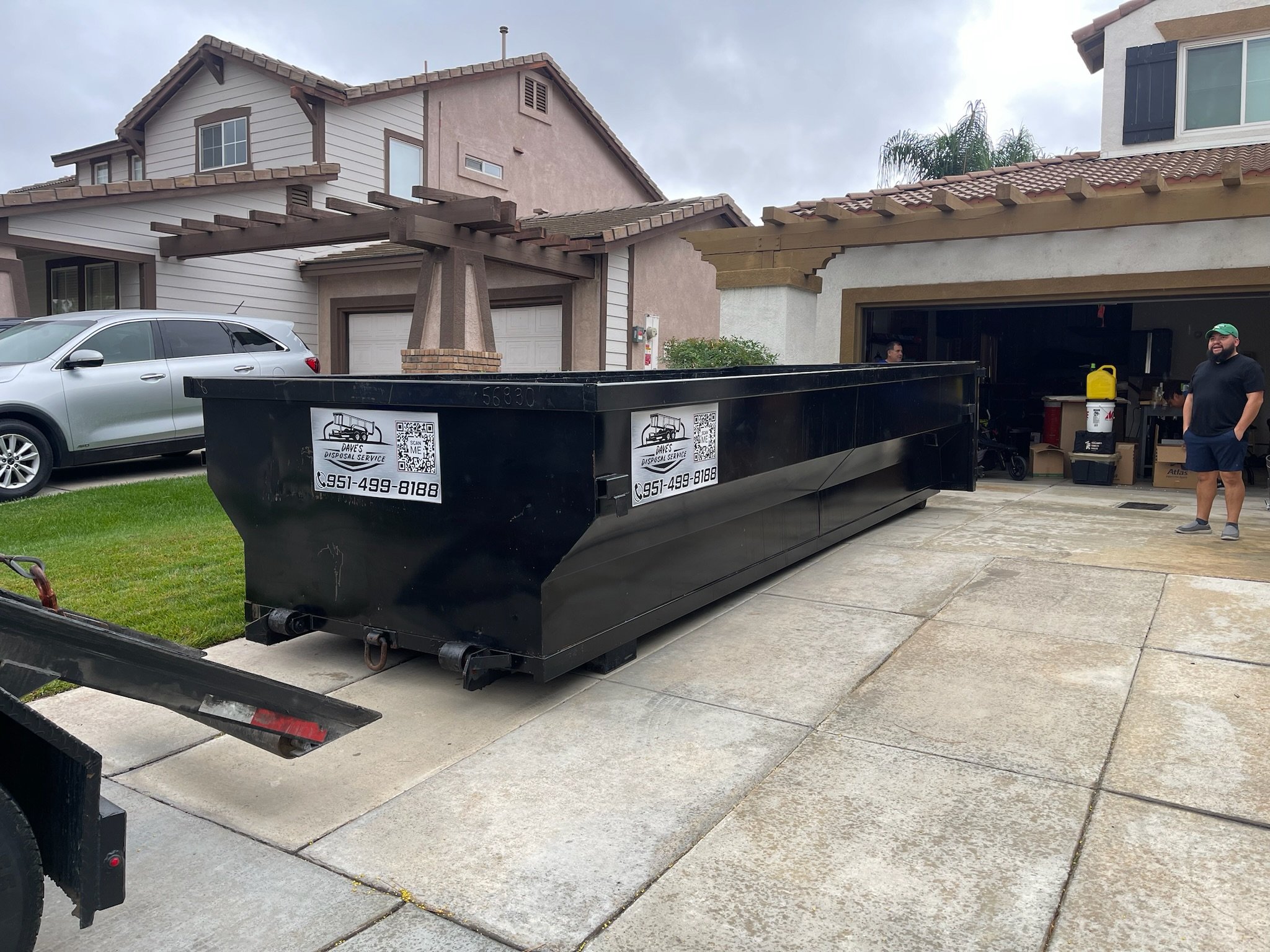 18 yarder dumpster in residental driveway.jpeg (Copy)