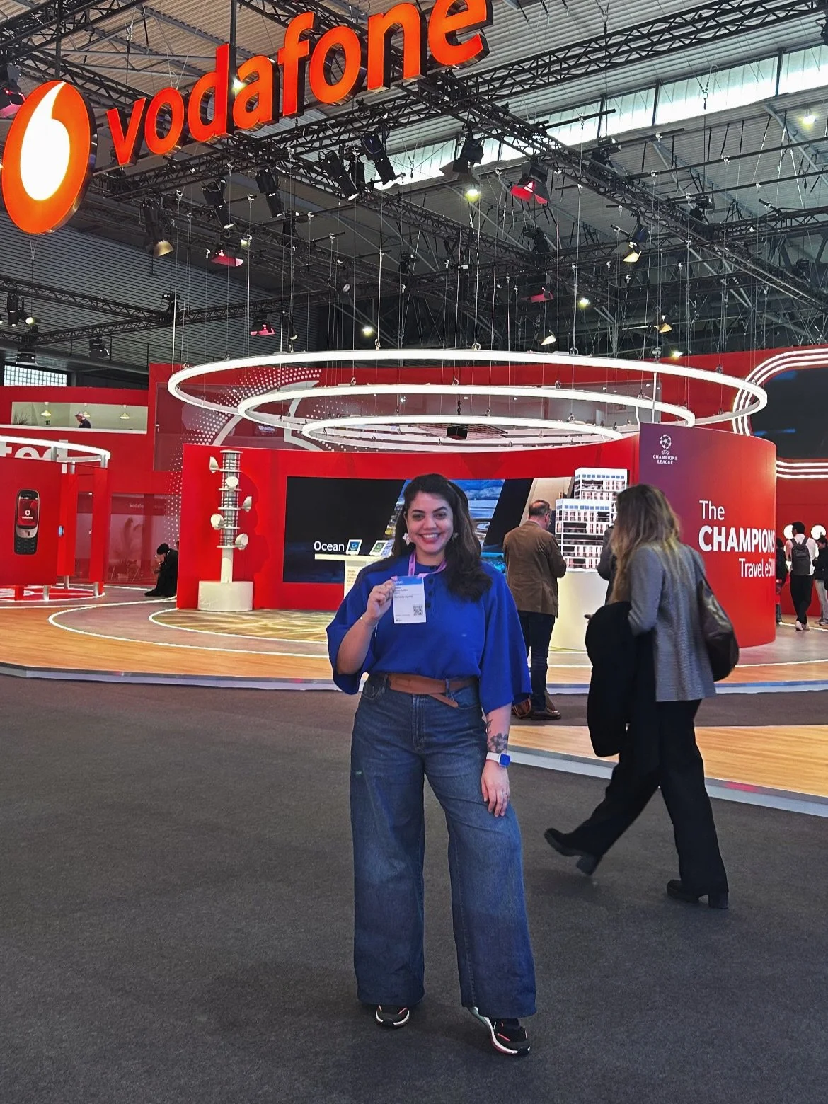 Este mes, The Lim&oacute;n Agency cumpli&oacute; 6 a&ntilde;os 🍋
y lo celebramos en el @mwcbarcelona Congress.

Primero pasamos por el @talentarena.official, donde vimos much&iacute;sima innovaci&oacute;n:
#IA, robots&hellip; y hasta una charla sobr