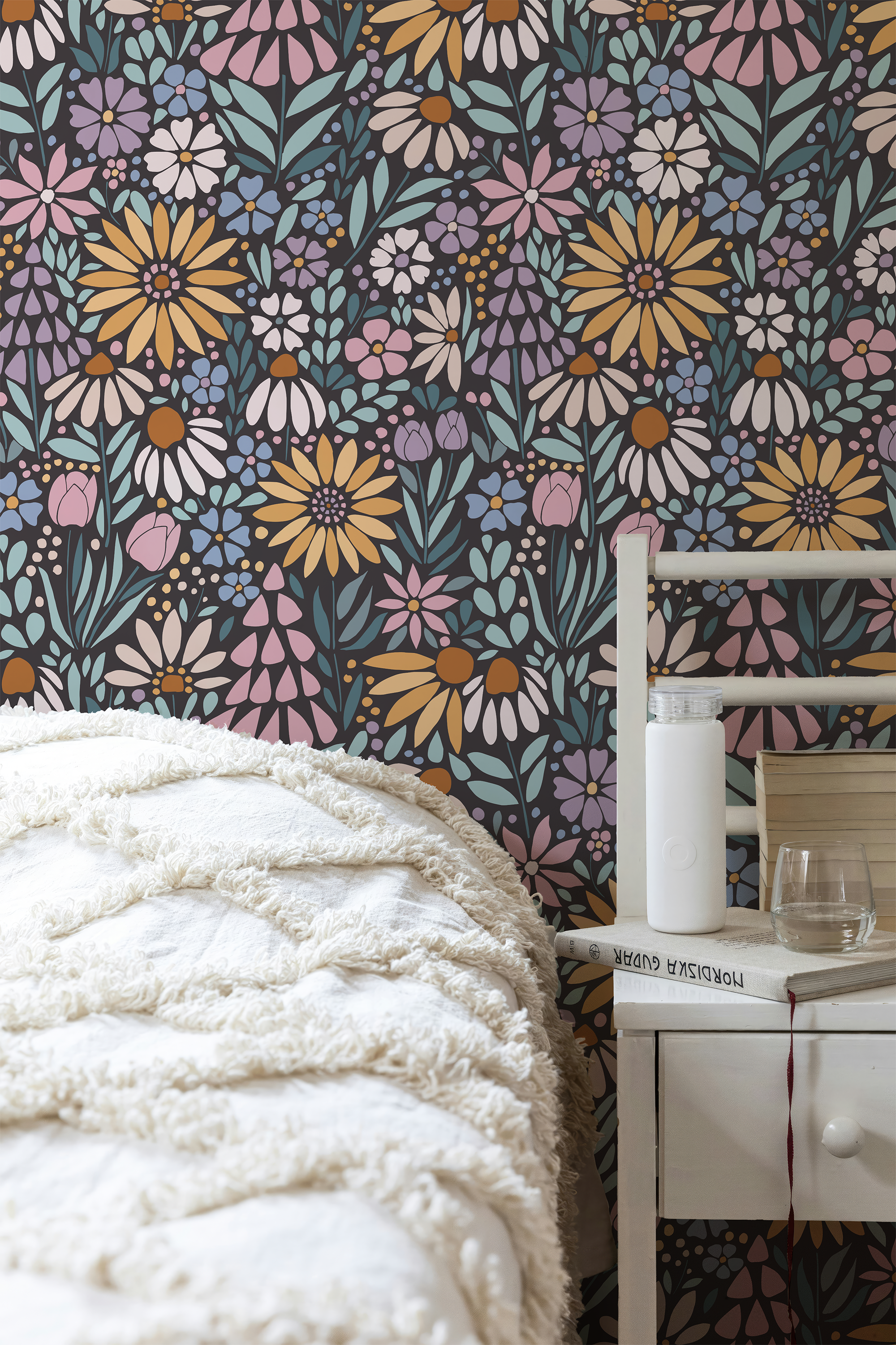 texturedbedding_beigecloseup_bed_Dark.png