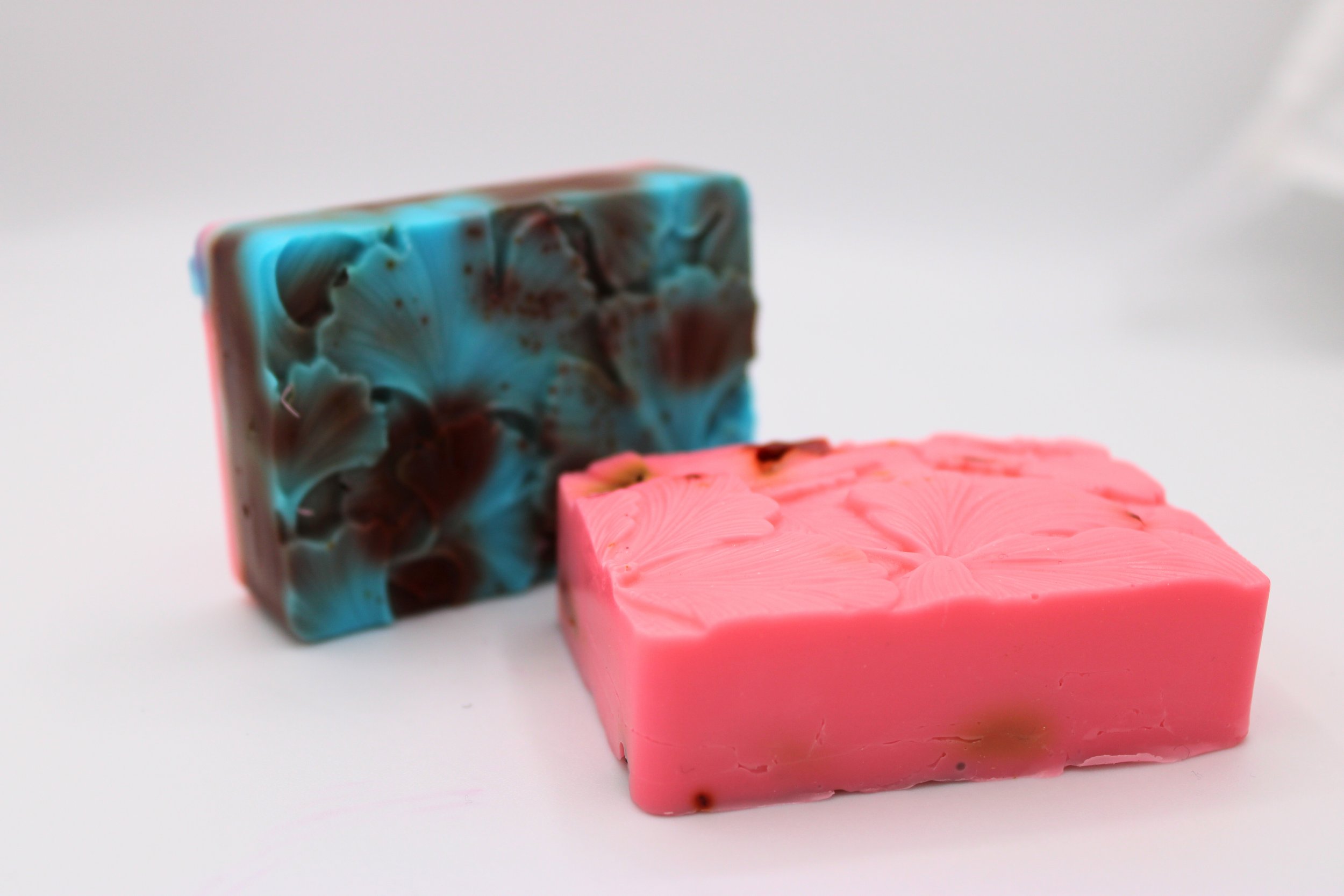 Naveyah’s Handmade Soaps (Duo)
