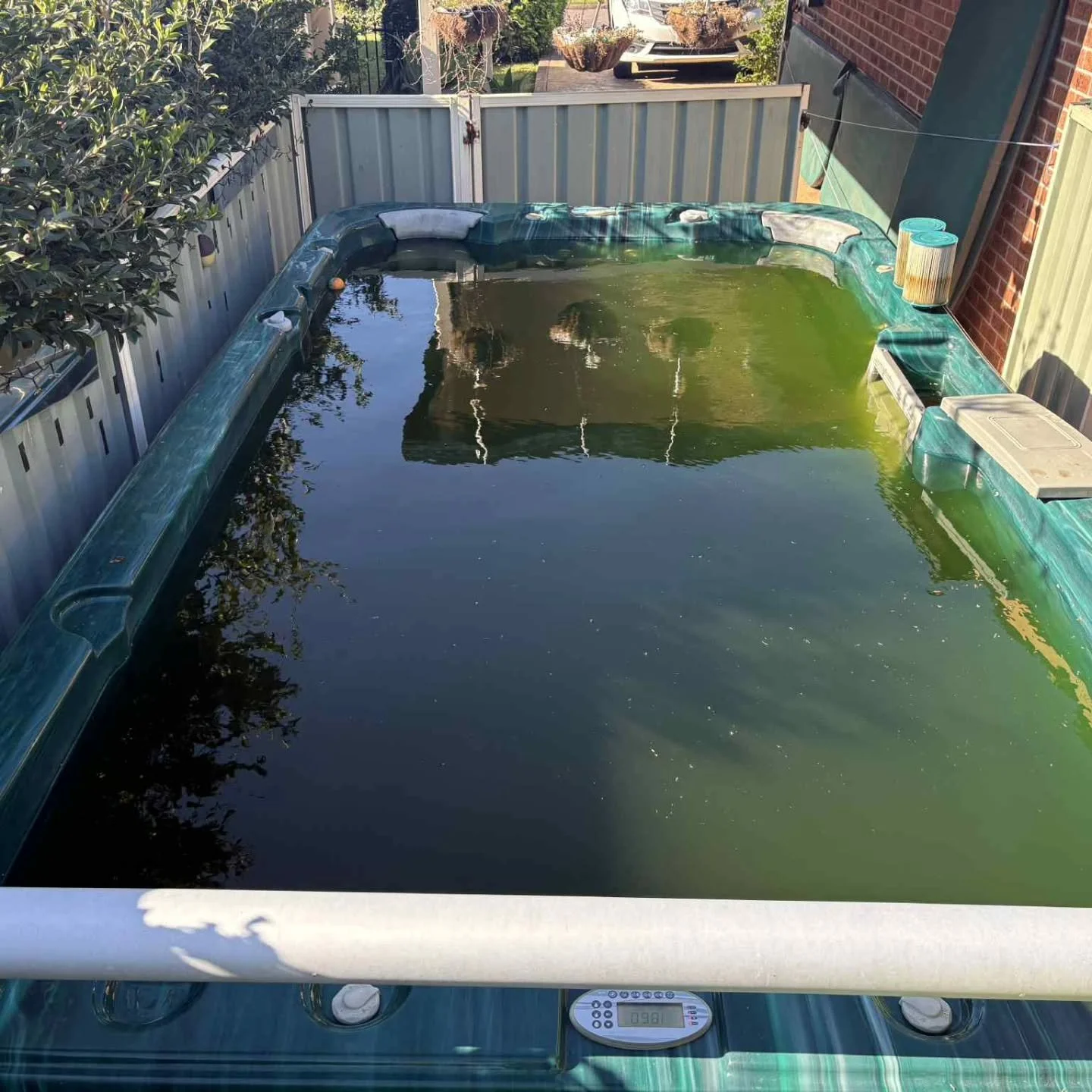 Complete Swim Spa Transformation: Balanced, Clear, and Ready to Enjoy 💦

#SwimSpaCleaning
#SwimSpaMaintenance
#SwimSpaMakeover
#SwimSpaRestoration
#PoolCleaningService
#GreenPoolRecovery
#PoolWaterTreatment
#PoolAndSpaCleaning
#ProfessionalPoolCare
