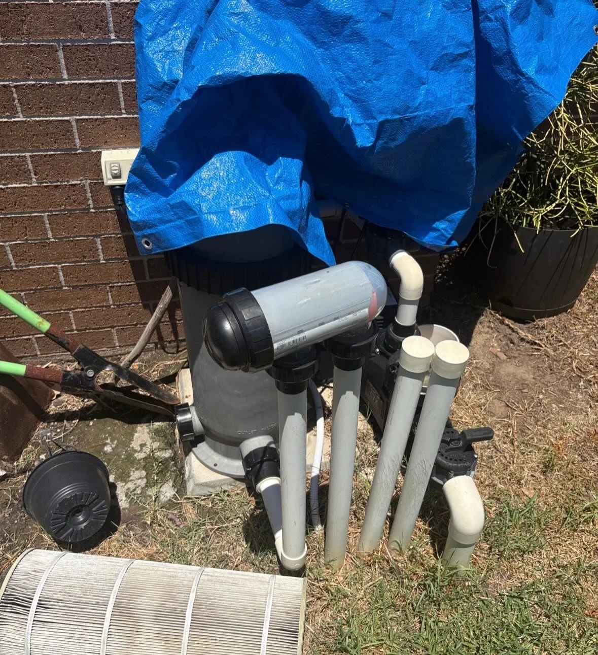 Silenced the noise. Boosted the performance 🔇💧

System Upgrade &amp; Acoustic Box Installation. 

Before ➡️ During ➡️ After 🙏

#PoolUpgrade
#PoolCare
#PoolMaintenance
#BeforeAndAfter
#LocalBusiness
PoolLife