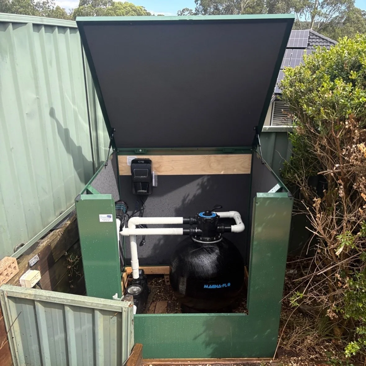 ⬅️ SWIPE FOR BEFORE 

Smarter system. Quieter operation. Seamless finish.

This full system upgrade included a custom acoustic enclosure to perfectly blend with the surroundings while dramatically reducing pump noise. 

#MicksPoolCare
#BringingBlueTo