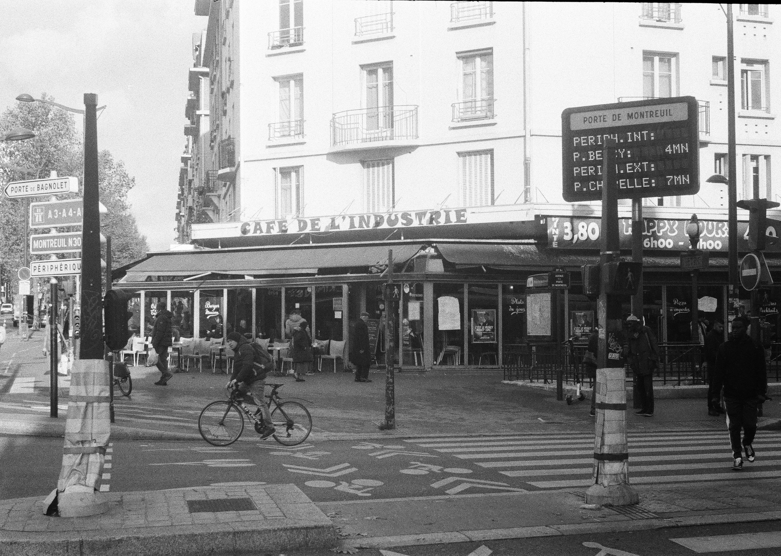 Café de l'Industrie (Porte de Montreuil, Paris)