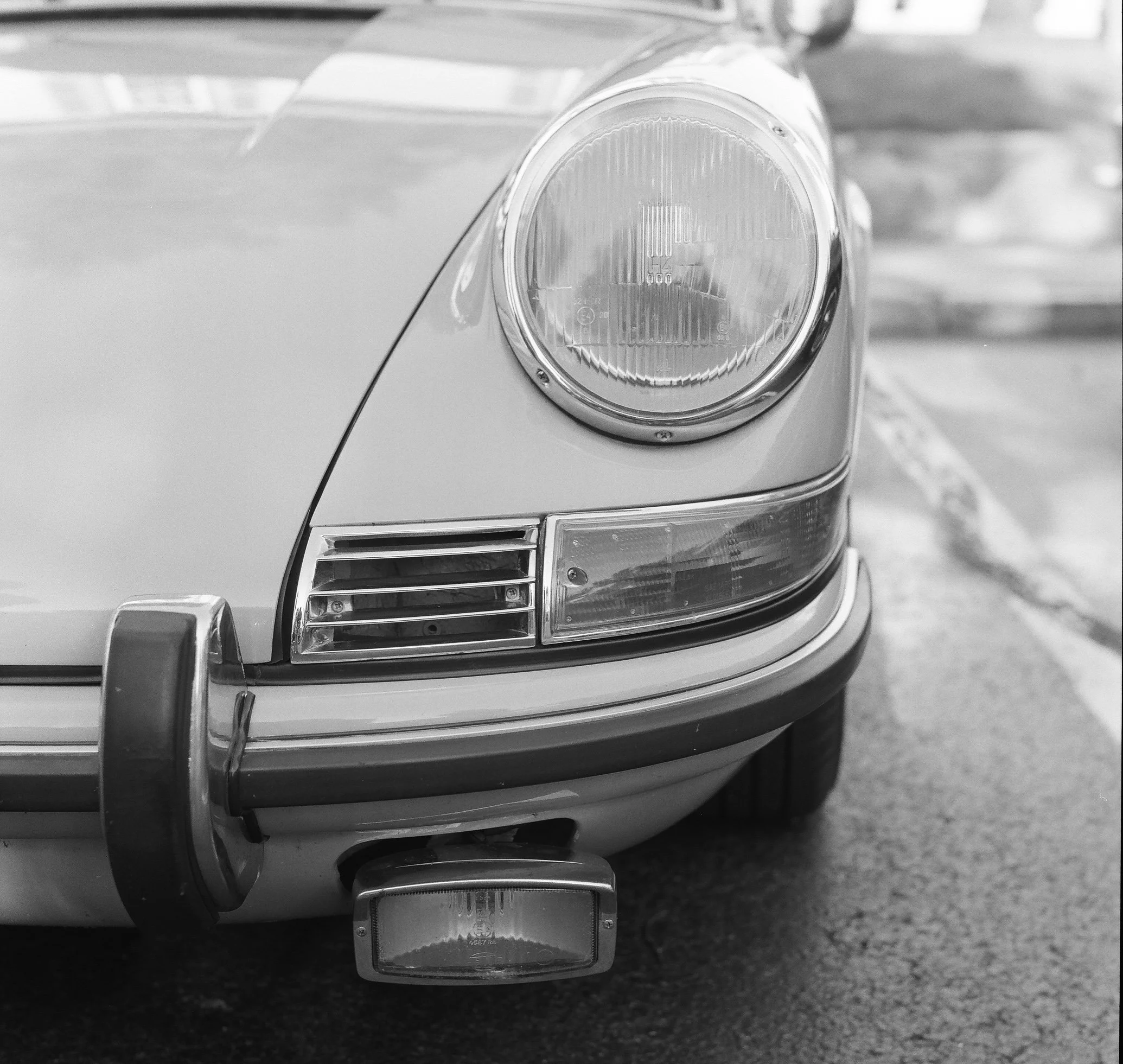 Porsche 911 (F-series)