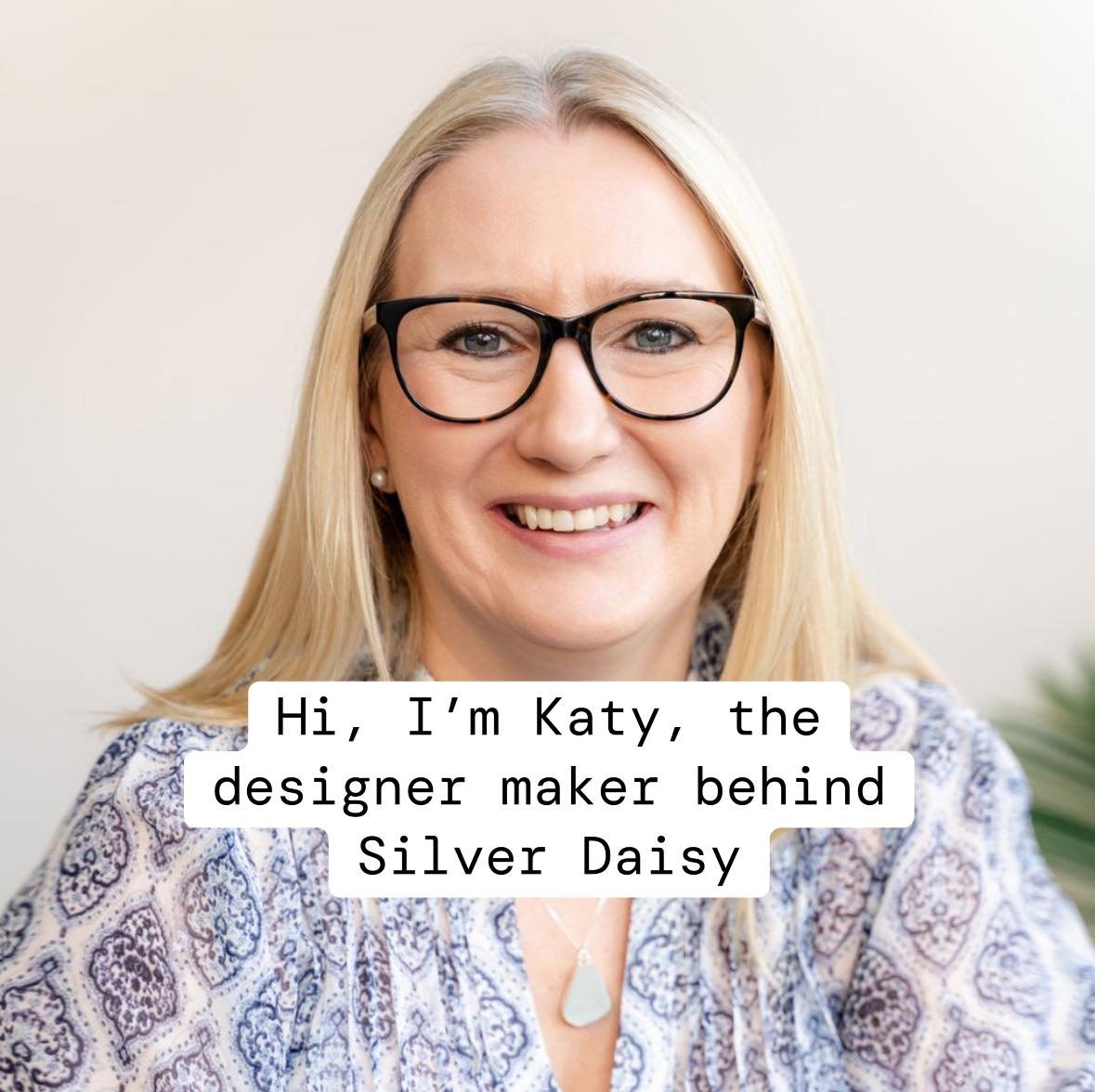✨ MEET THE DESIGNER MAKER ✨

Last week I turned 47! It feels like not so long ago I was in my early 30s. Time flies when you are a mum raising two boys and trying to hold down a full-time job.

I'll be honest, I have found the last couple of years di