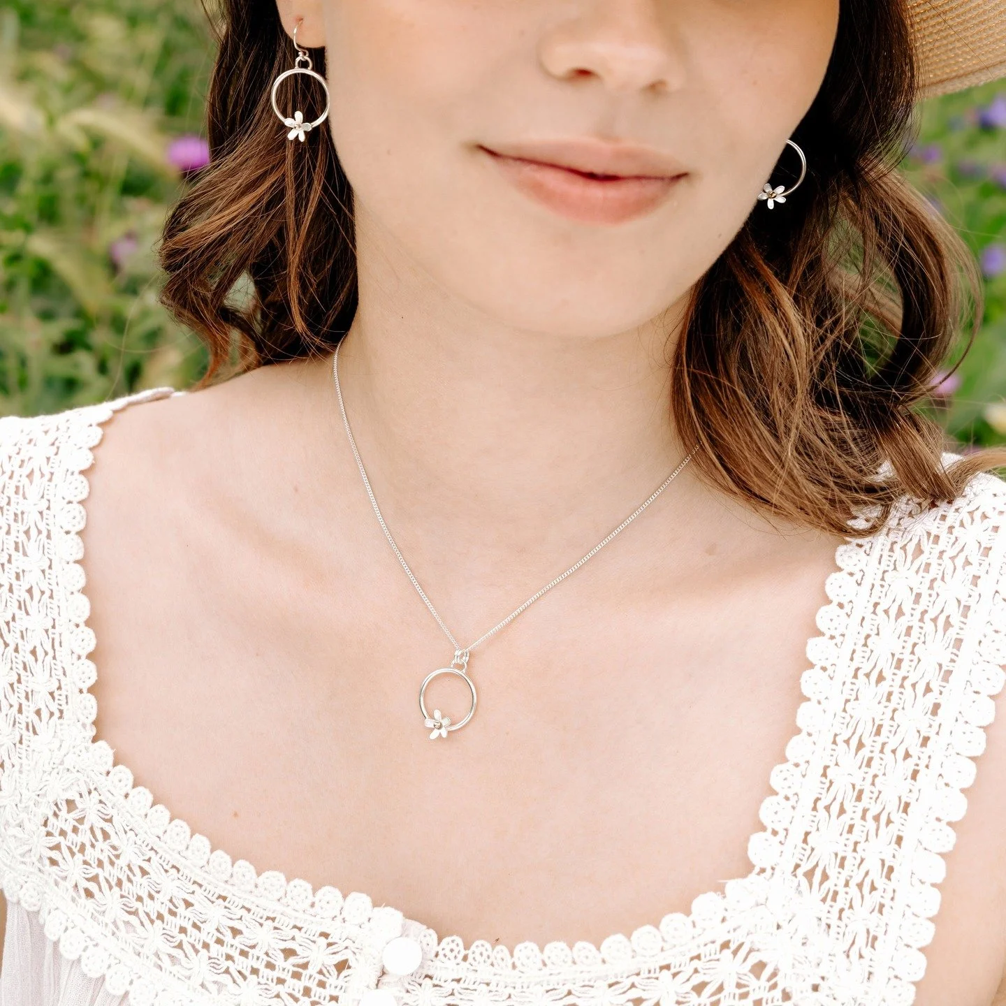 Pick me. 🌼✨

Our Daisy Collection is blooming &mdash; handcrafted in sterling silver and 9ct gold, with a delicate little flower resting on a simple hoop. Light-catching, effortlessly feminine, and made for everyday sunshine.

Shop the collection vi