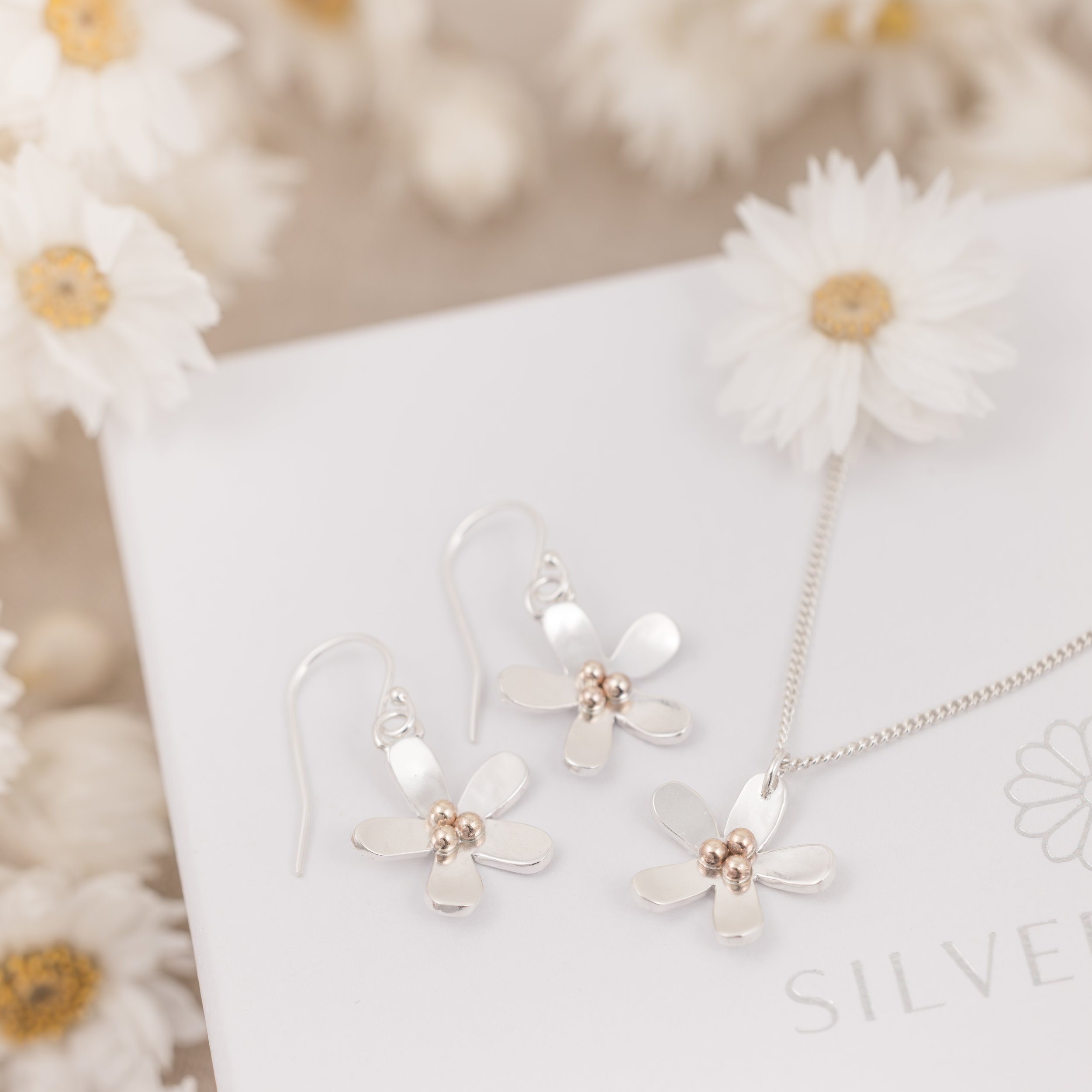 SILVER-DAISY-JEWELLERY-5919.jpg