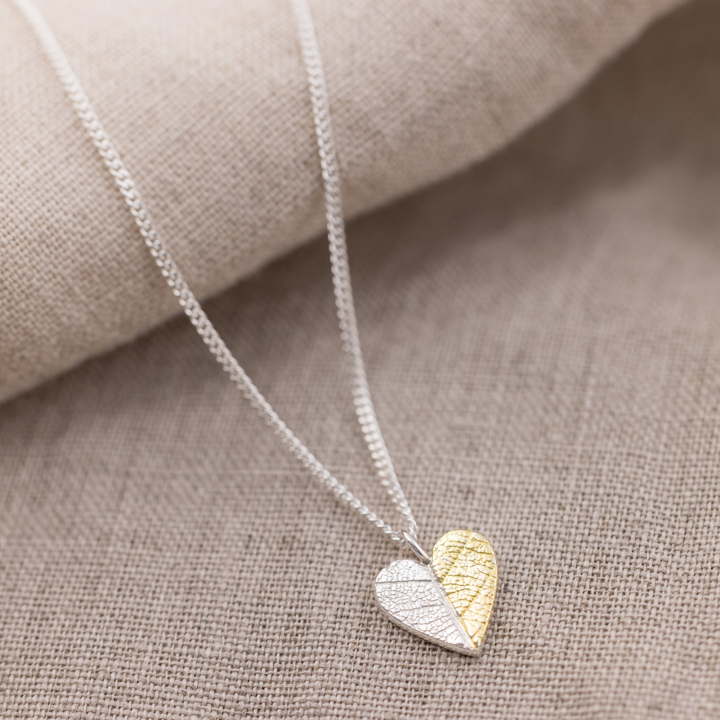 Keum-Boo-Heart-Leaf-Pendant-Necklace-2-023-w.jpg
