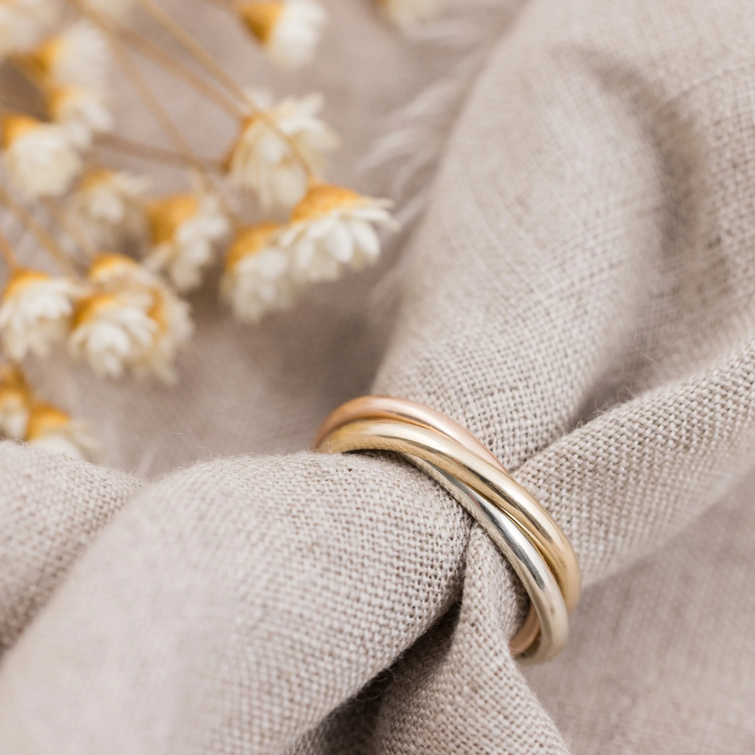 9ct-Gold-Tricolour-Trinity-Ring-2-012-w.jpg