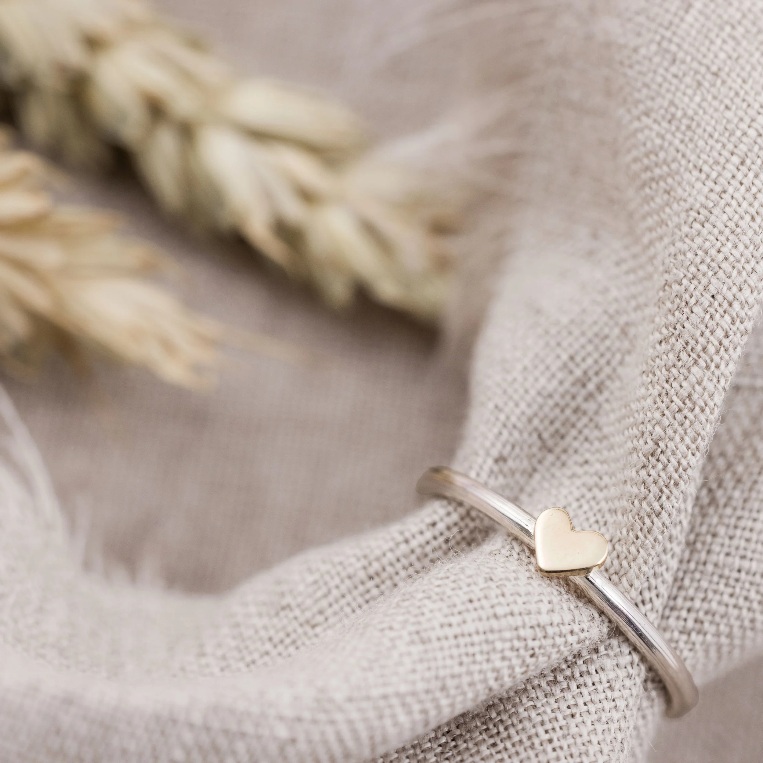 Mini-Gold-Heart-Stacking-Ring-016-w.jpg
