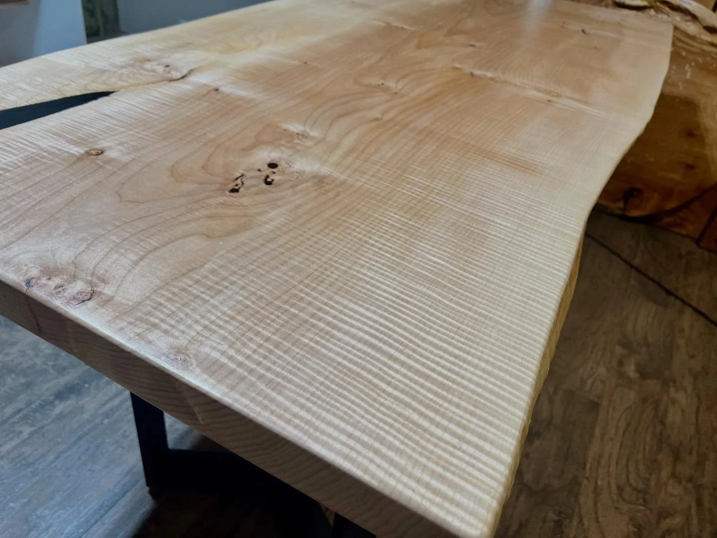 curly maple dining table7.jpg