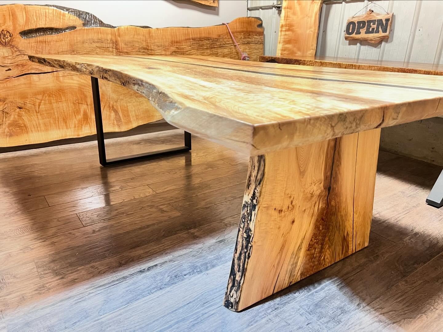 rivertable4.jpg