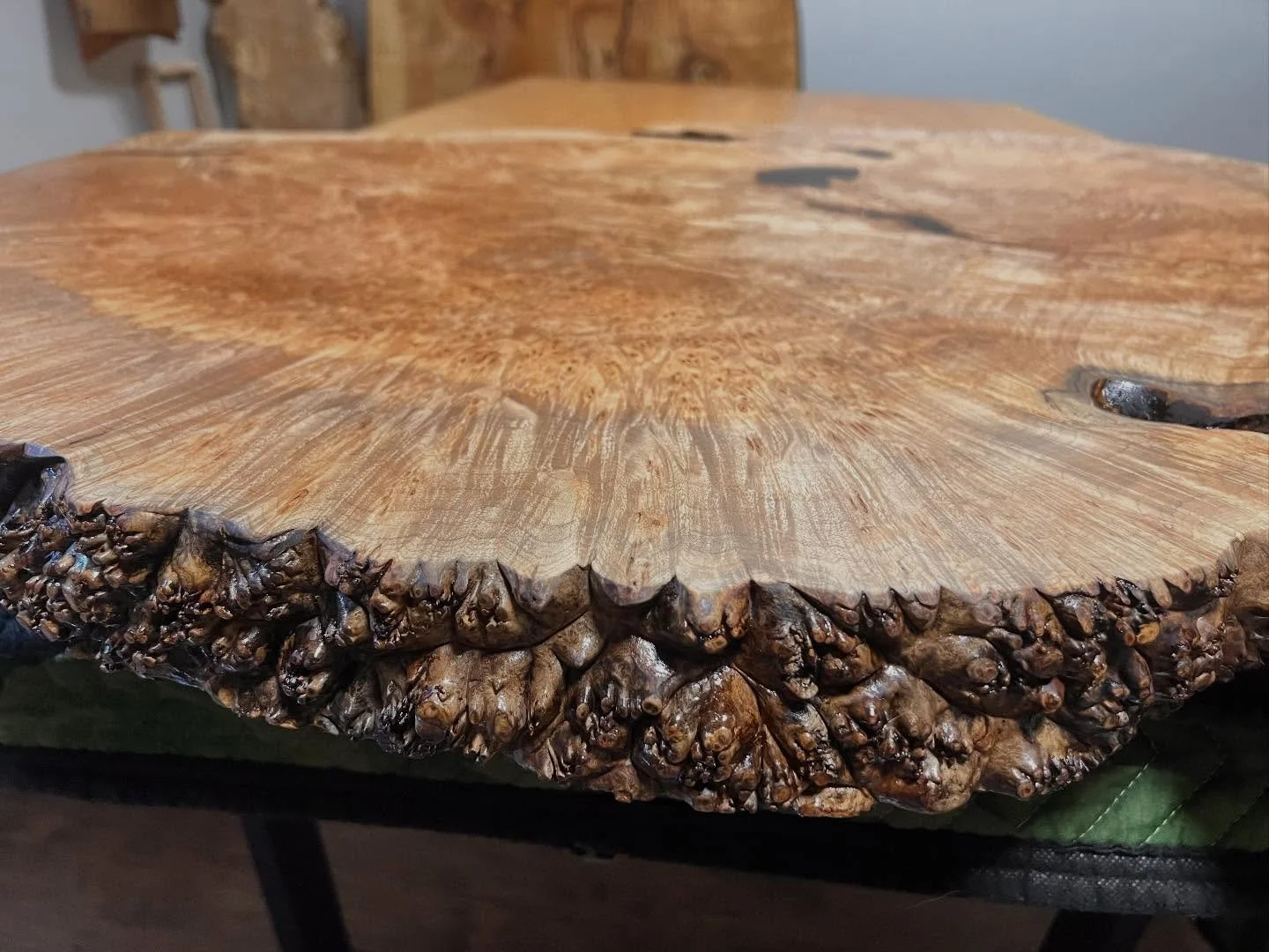 burl table4.jpg