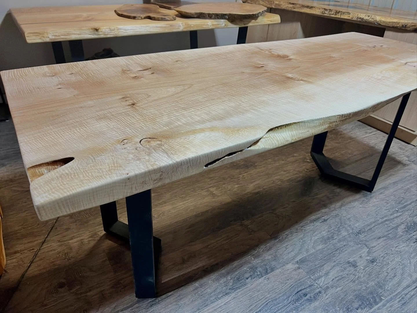 curly maple dining table9.jpg