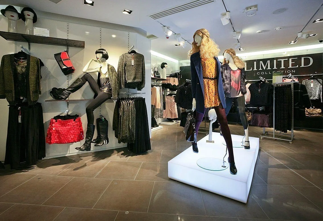 sales floor 3.jpg