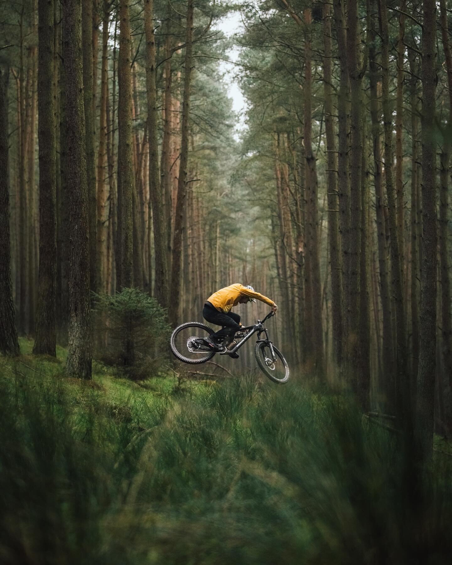 &ldquo;COLLABORATE&rdquo; is now LIVE - Hit the link in bio to check it out! 

This project came about in a slow period of the year. Me and Nath were chatting about the current state of the bike industry, the chopping of budgets, poor treatments of r