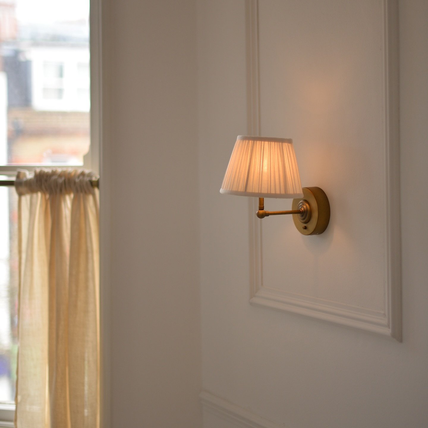 Happy Saturday lovers. Make sure you take some time to nourish your soul this weekend. Here are our North London recommendations: 
- meeting a friend for a coffee at @highgroundn1 with nowhere to rush off to
- getting lost in the upstairs of Watersto