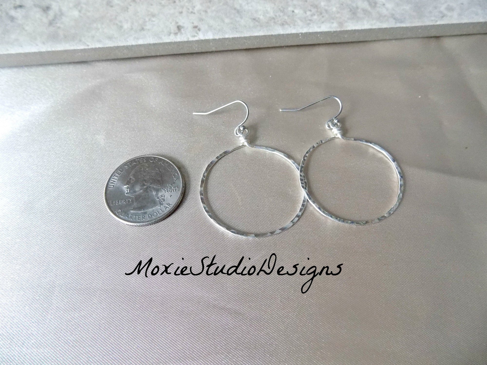 https://i.etsystatic.com/10123477/r/il/02e6ae/2134324711/il_fullxfull.2134324711_4q09.jpg