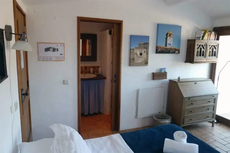 Room 10 -2.jpg