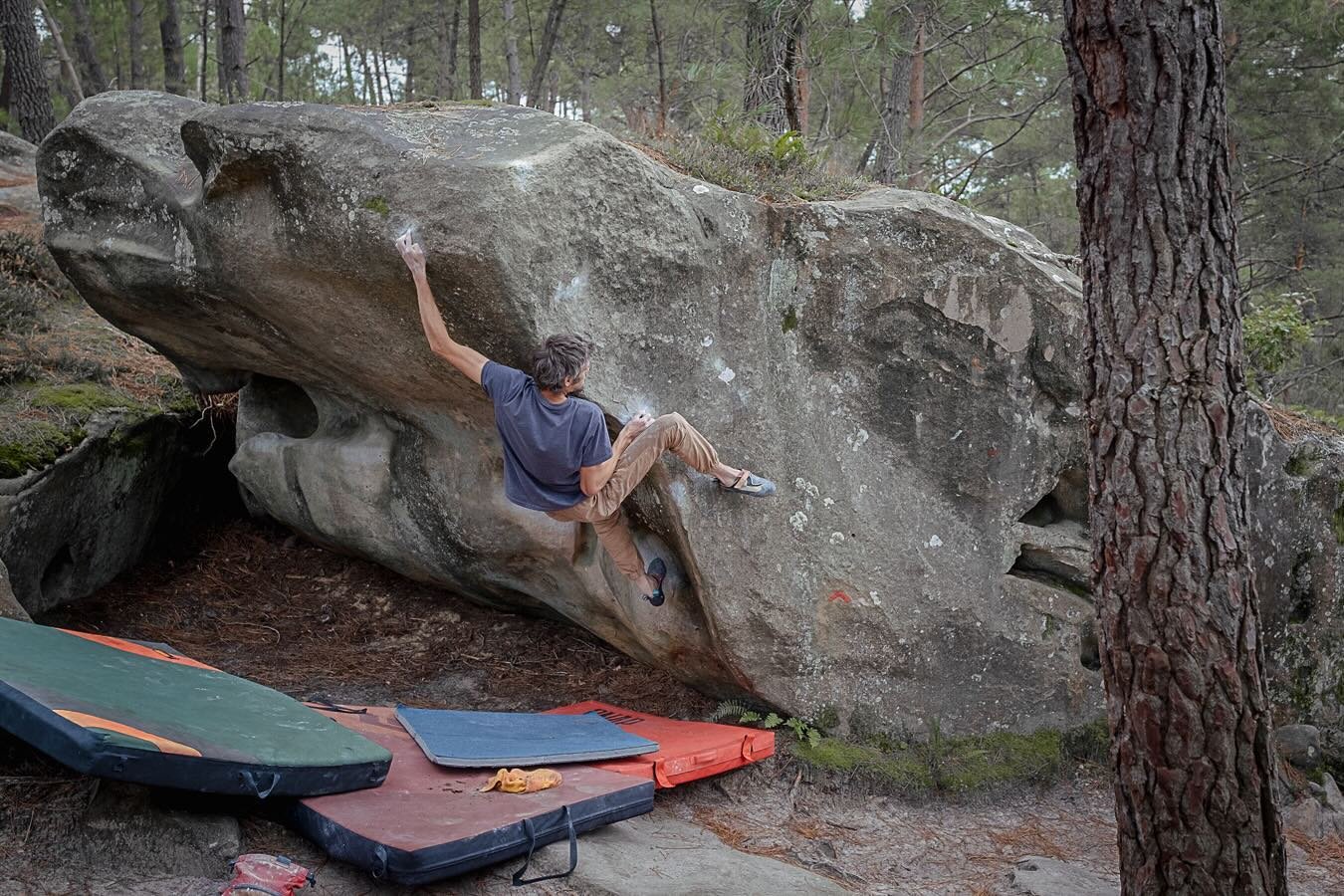 @weak_fingers on Pro-Fusion 6C+

#fontainebleau #fontainebleaubouldering #bouldering
