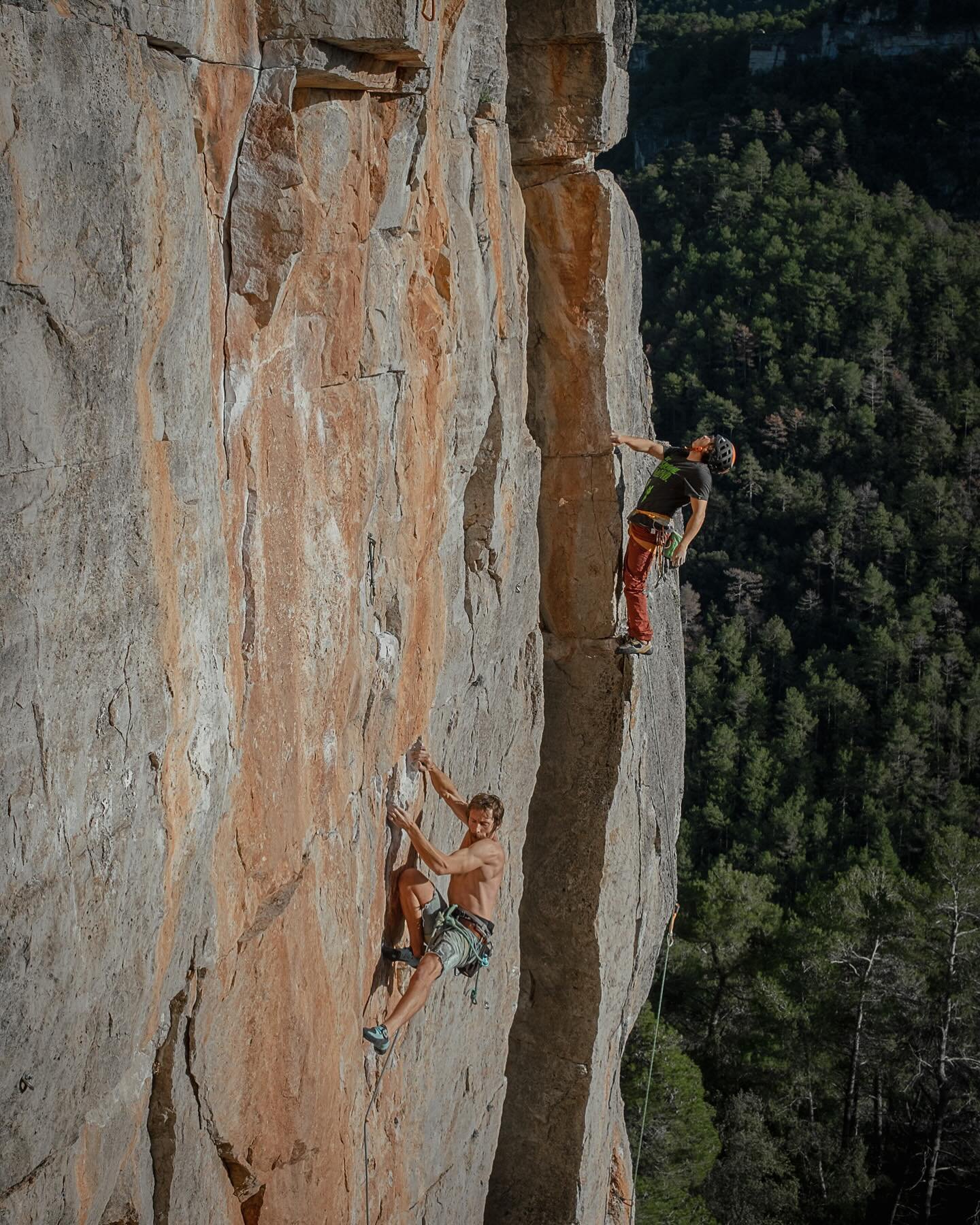 Sometimes, the timing isn&rsquo;t just right&mdash;it&rsquo;s picture perfect.

#climbing #bouldering #climbing_pictures_of_instagram #bouldering_pictures_of_instagram #climbinglife #climbinginspiration #climbingworldwide #climbinglobers #rockclimbin