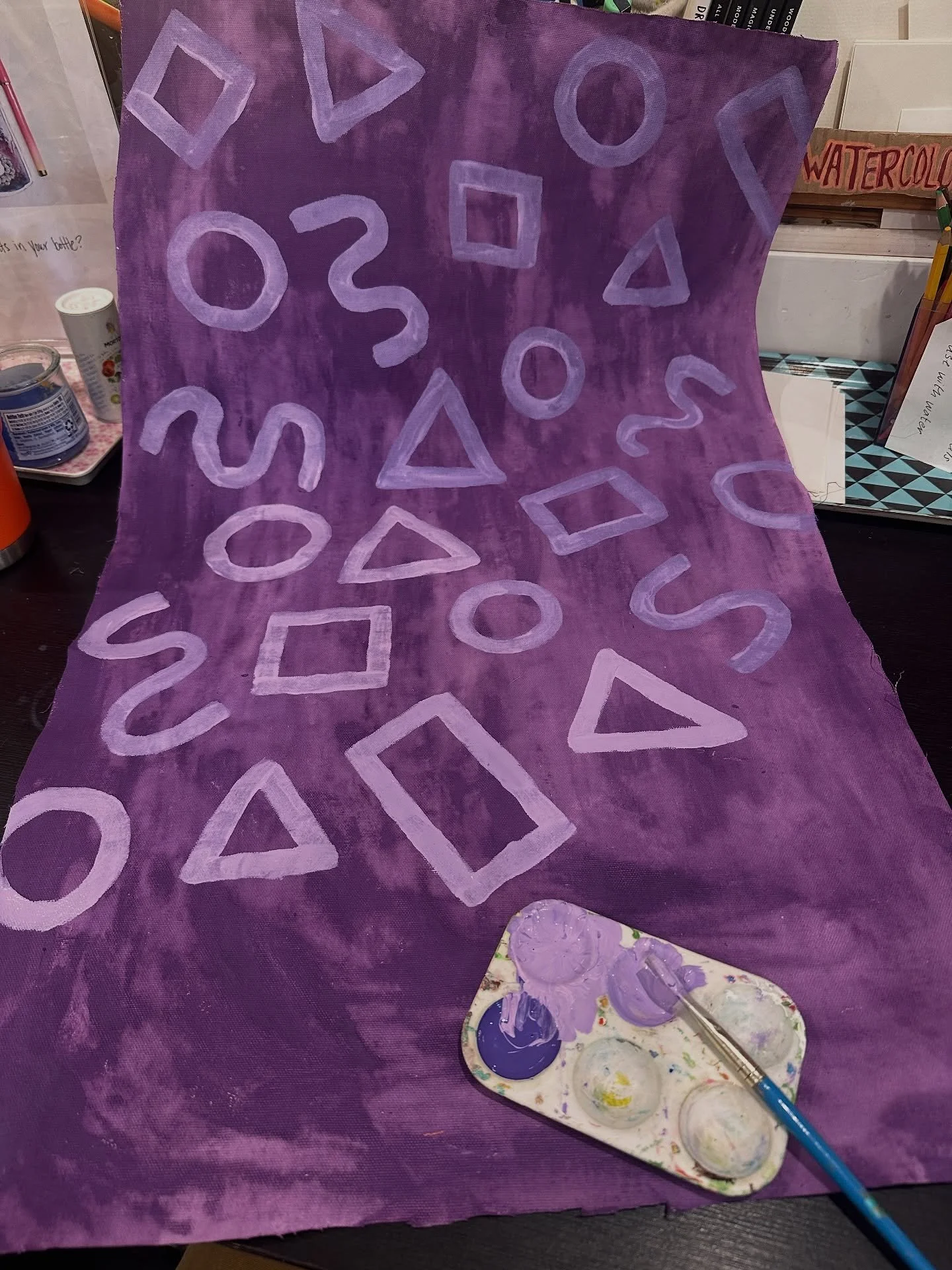 Oooh…painting fabric for bags❤️ my favorite!! #80svibes  #dufflebag