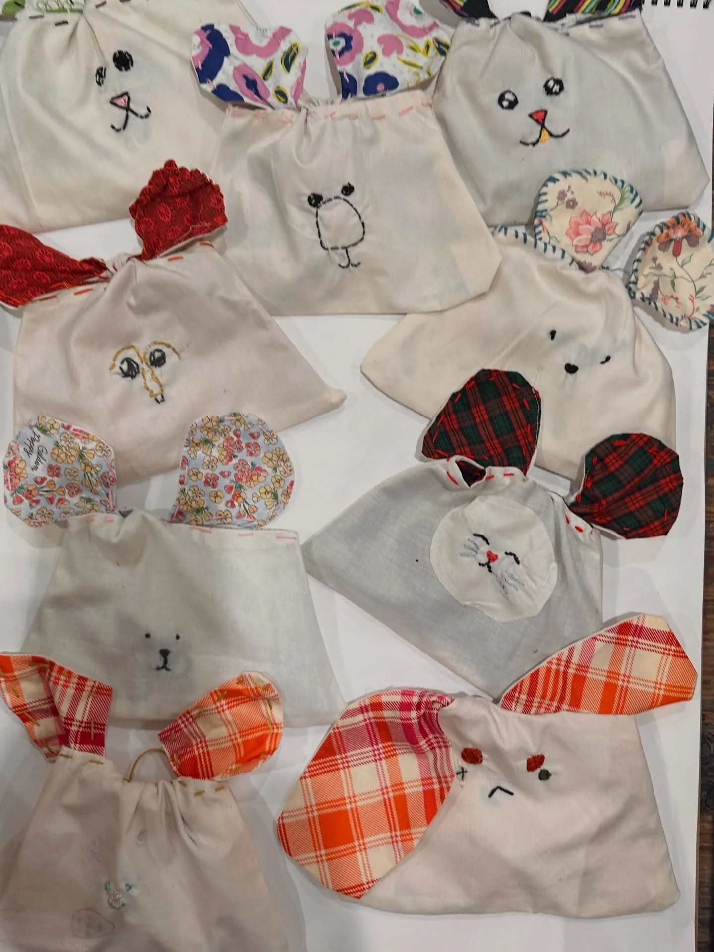 Hand sewn and machine sewn animal snack sacs 🐰🐭🐱