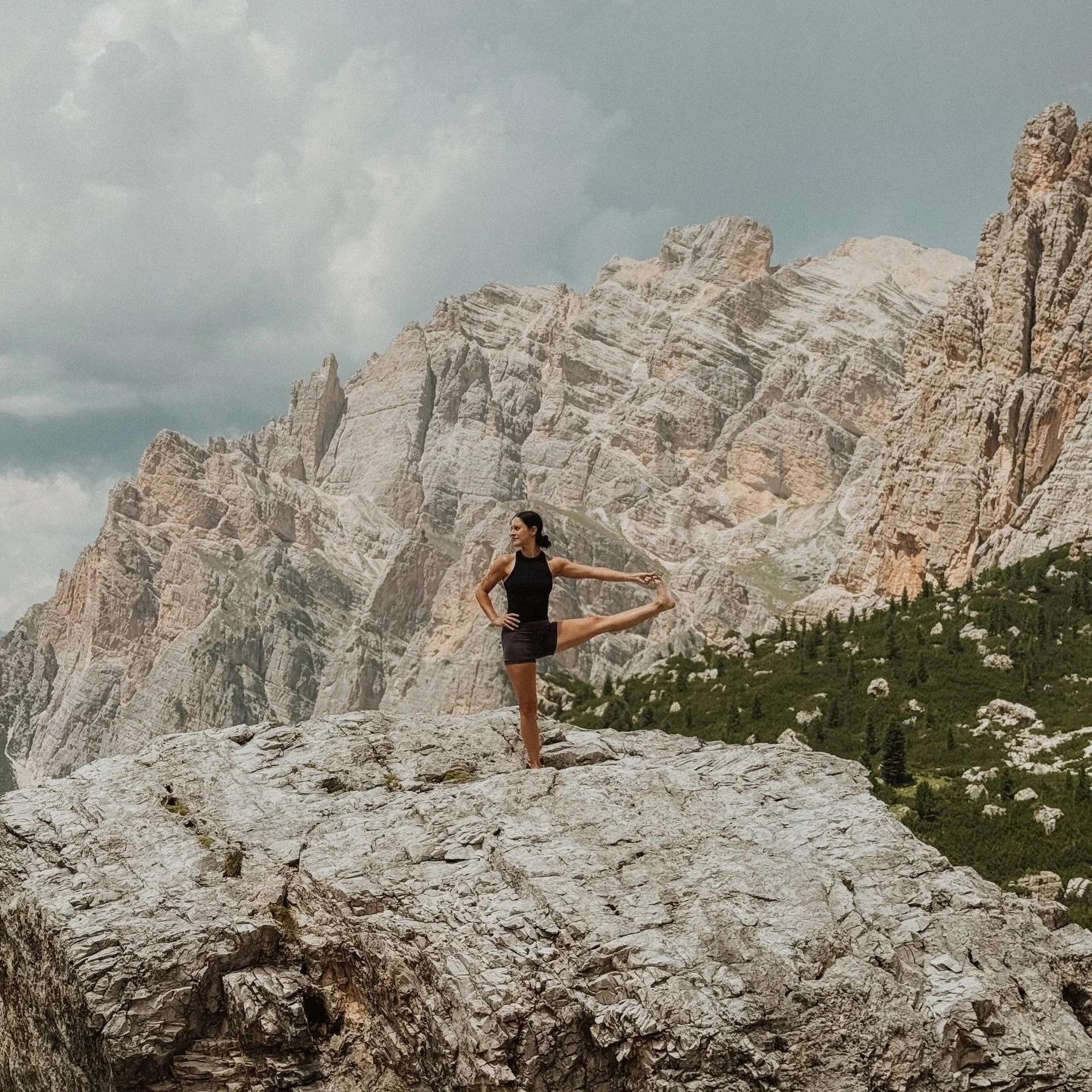 All of the layers of this practice: breath, movement, sound, nervous system regulation, the awareness of emotions, the connection to oneself&hellip;.can lead you to places you never imagined or thought possible for yourself 🙏🏼 For me, it has led to