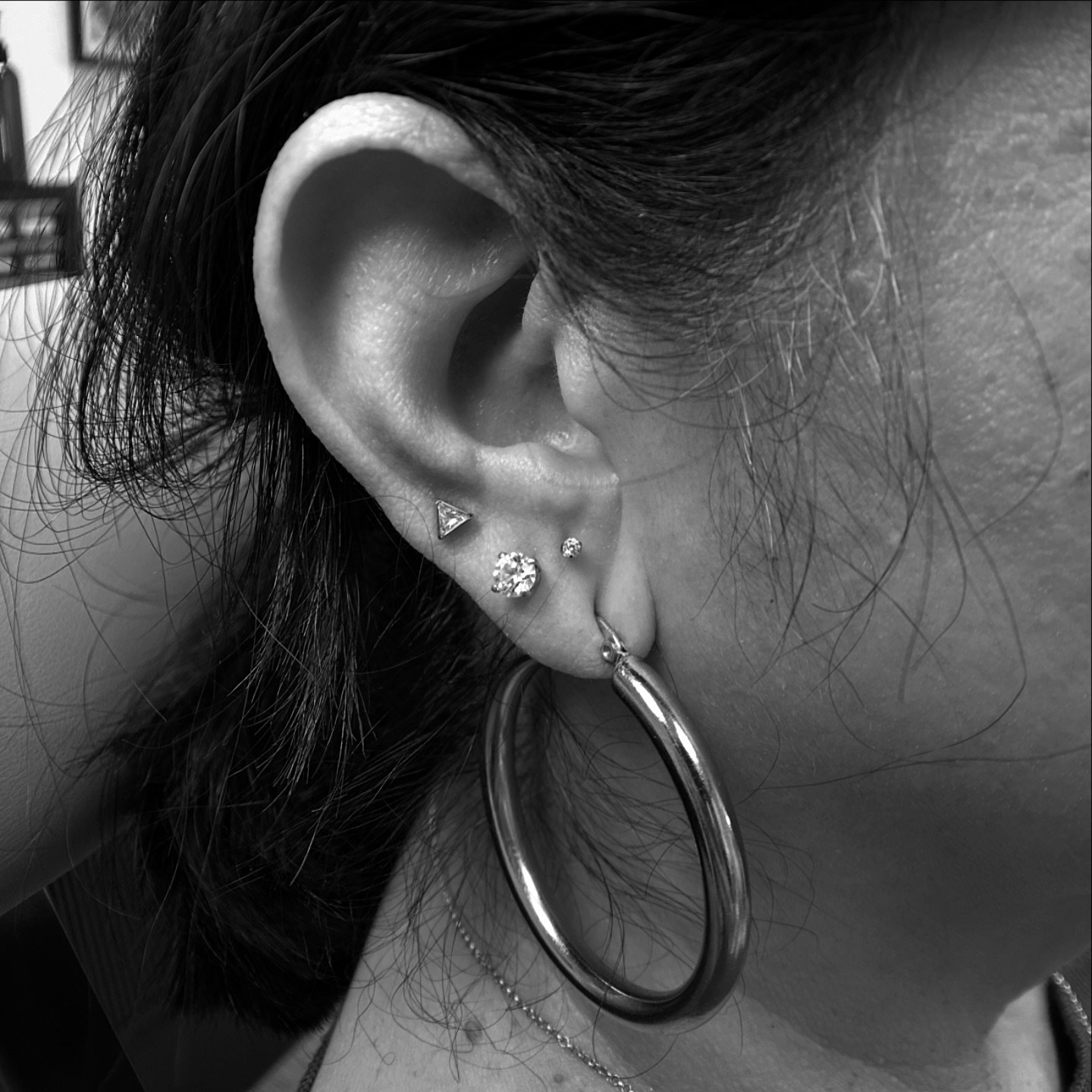 The refreshed lobe stacks 😘 the books are always open to have you in for a jewelry swap or rearrangement! Get a fresh new look without the healing of a new piercing ✨

#modernpiercing #newpiercing #freshpiercing #lobestack #earpiercings #piercingide