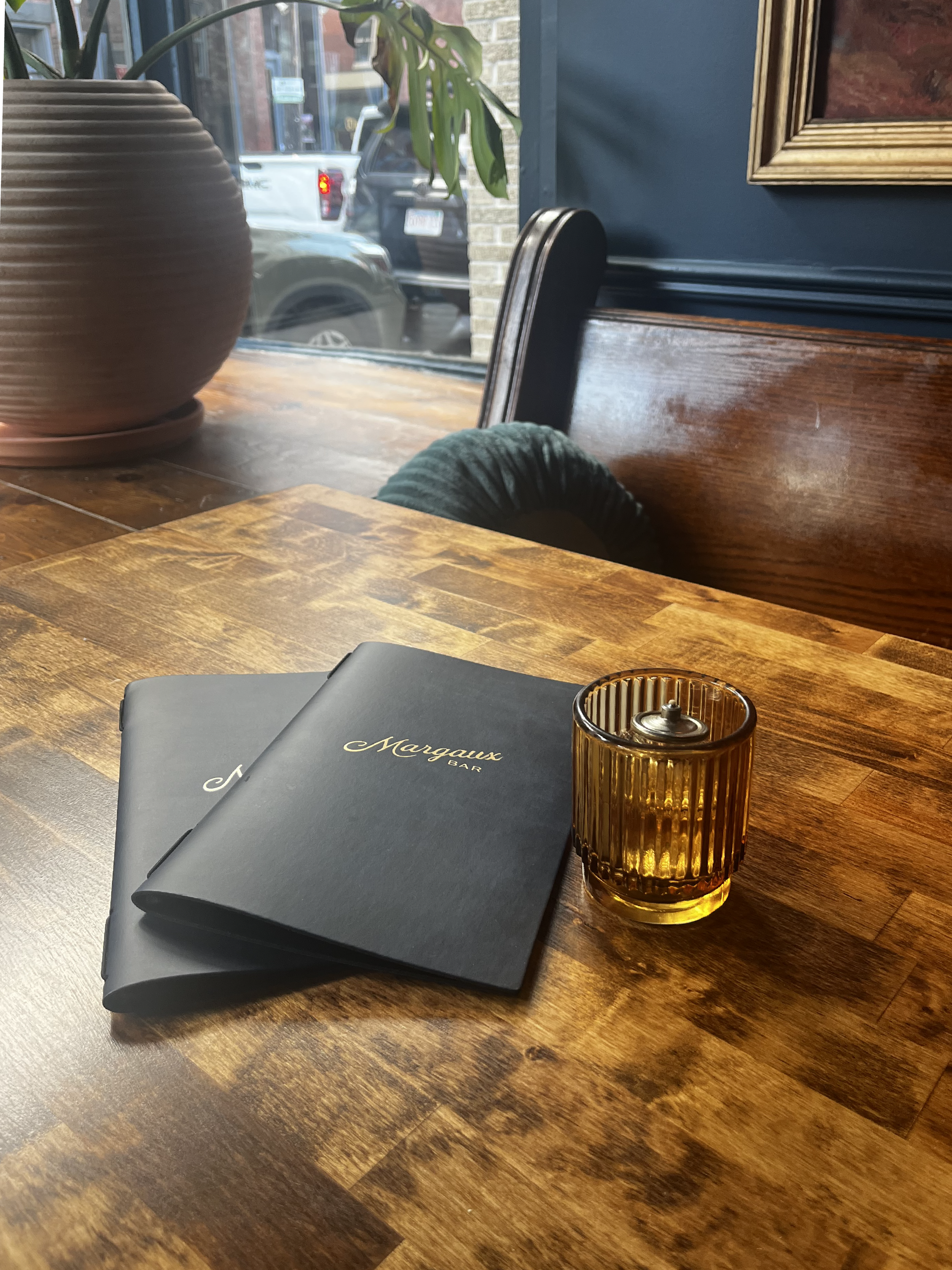 MARGAUX BAR