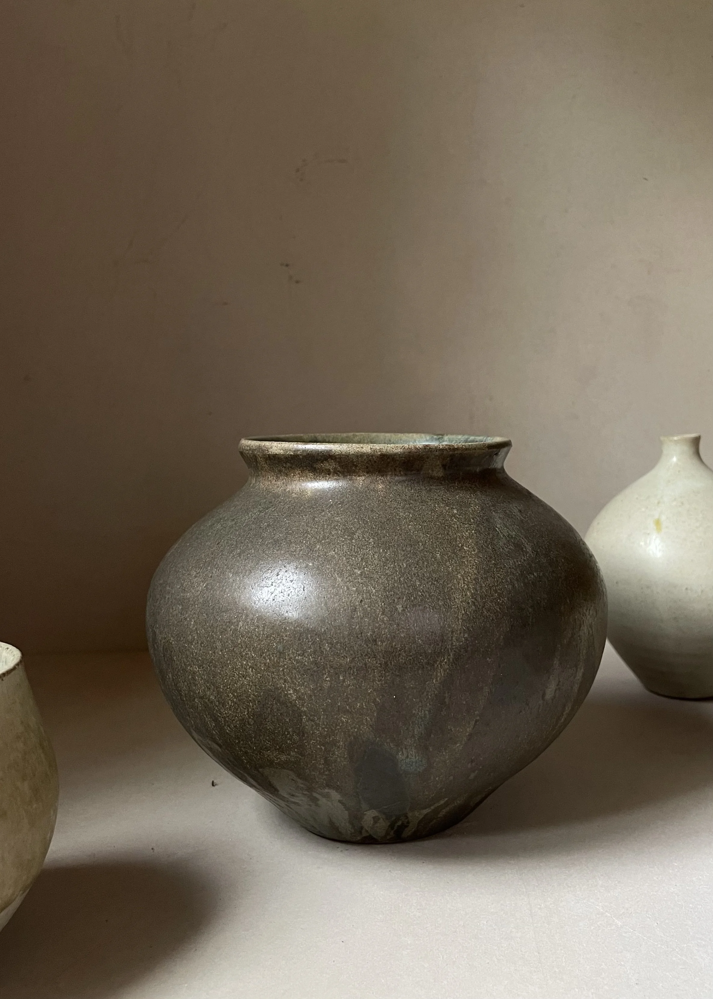 Large Round Belly Vase | Cocoa