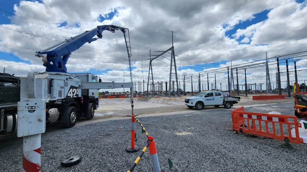 330kV TX bund blinding pour.jpg