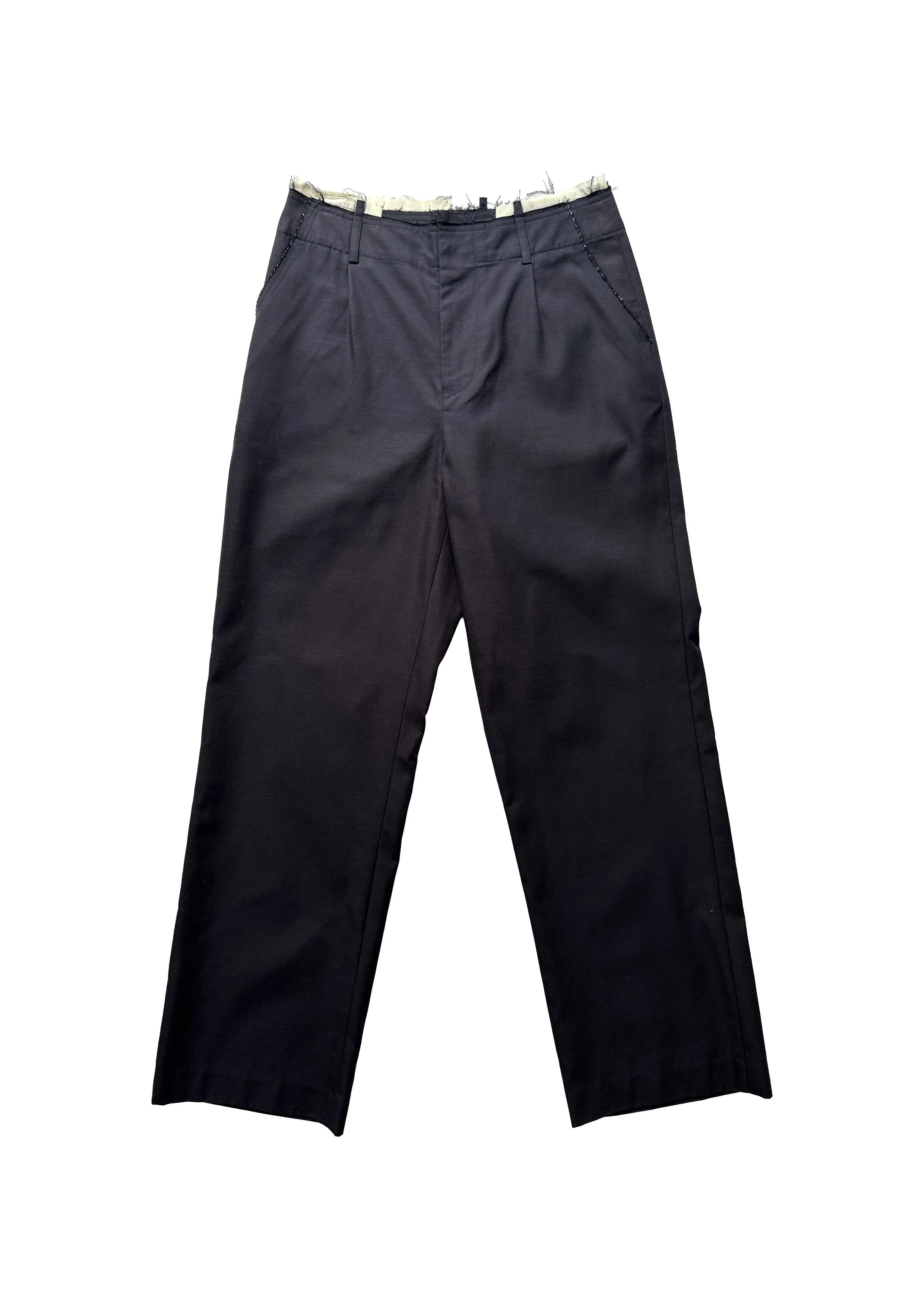 Nº 05 Dart Tucks Unfinished Trousers