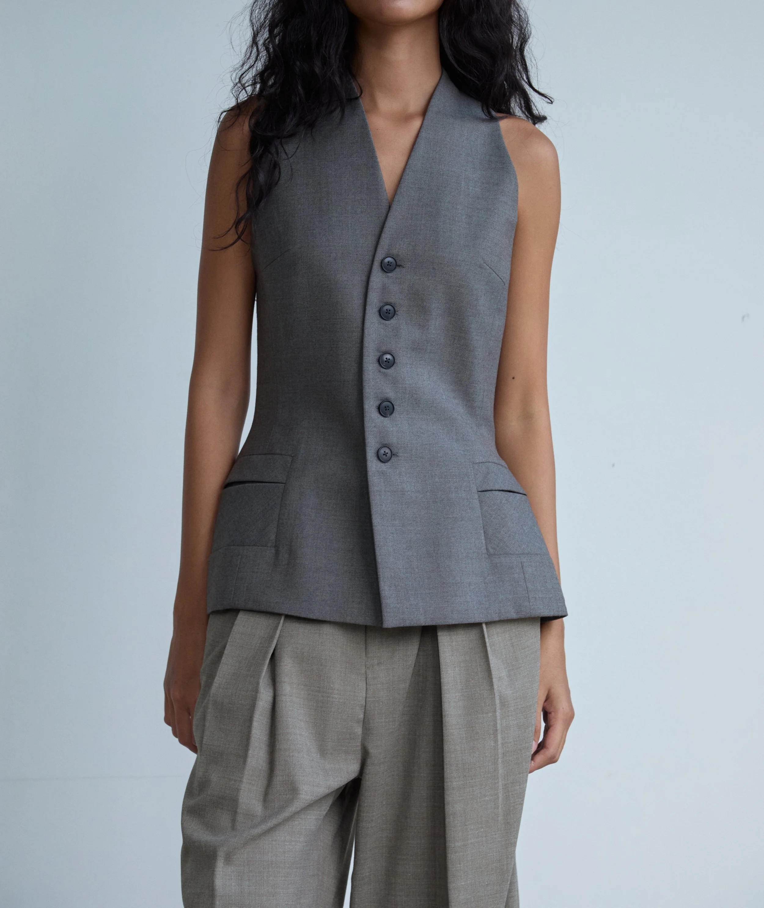 Milo Halterneck Vest