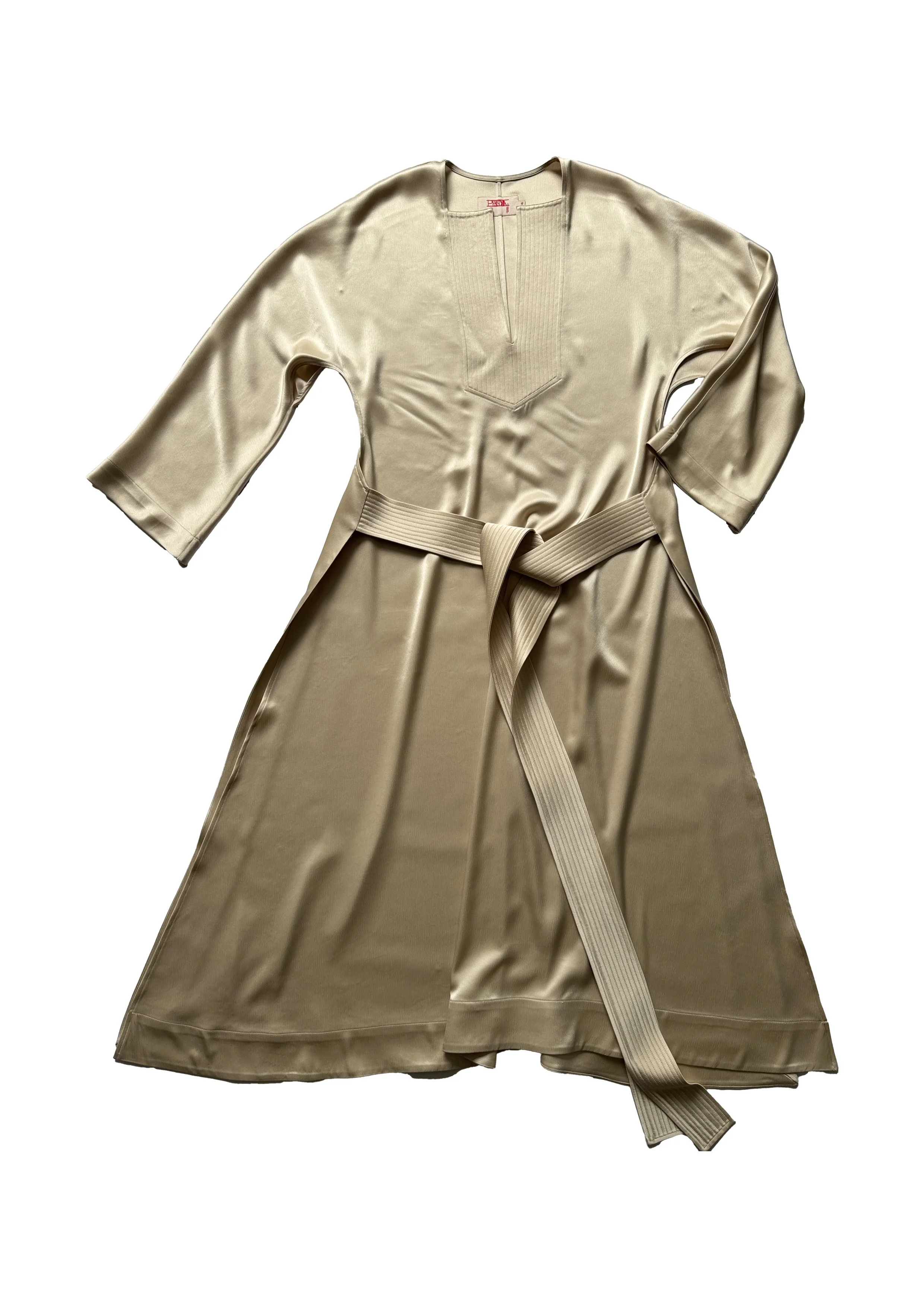 Nº 102 Silky Robe