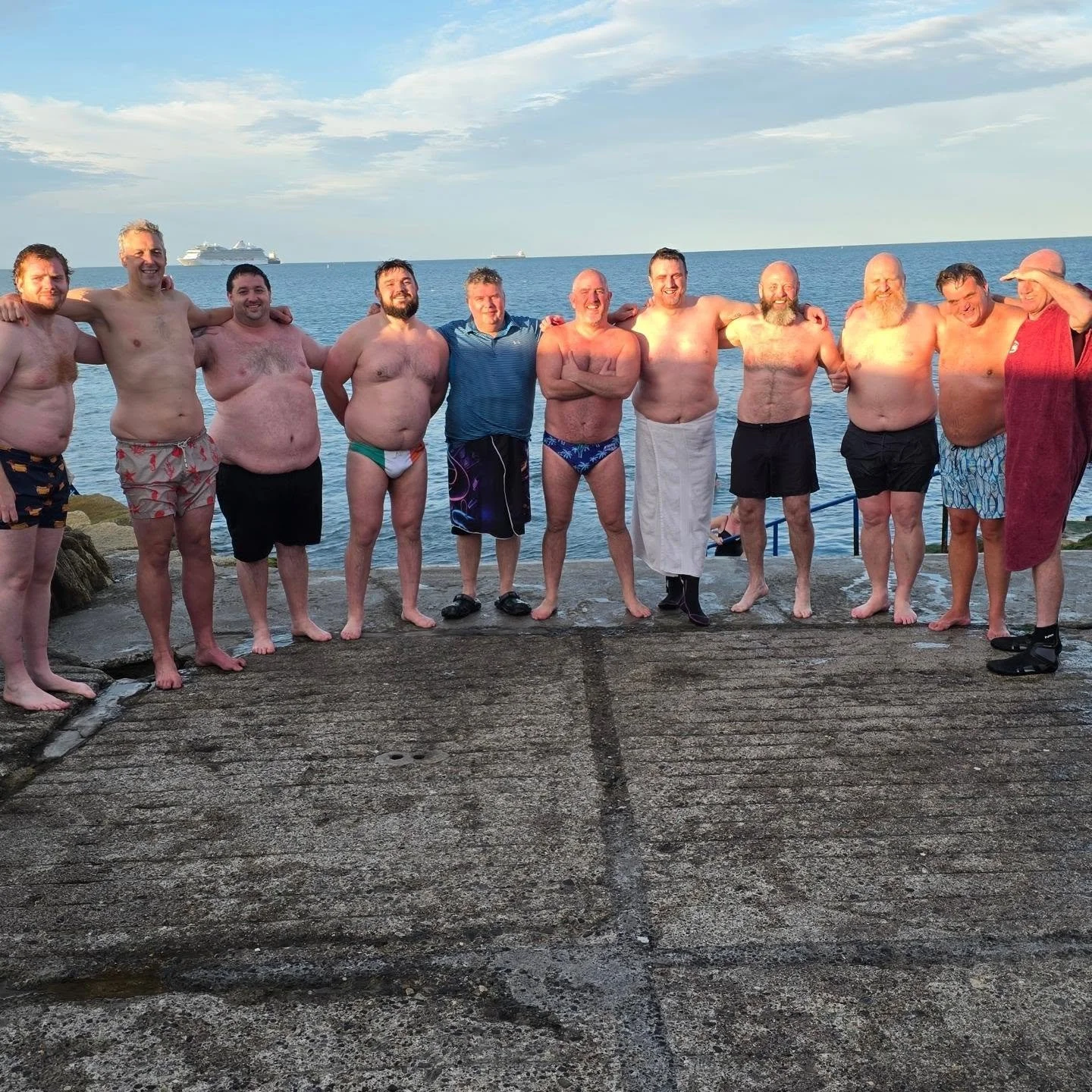Monday night dip, sauna, chats and a bite to eat...

Come join us any Sunday or Monday, details in our bio and in our whatsapp group.

#menscommunity #itsgoodtotalk #mensgroup