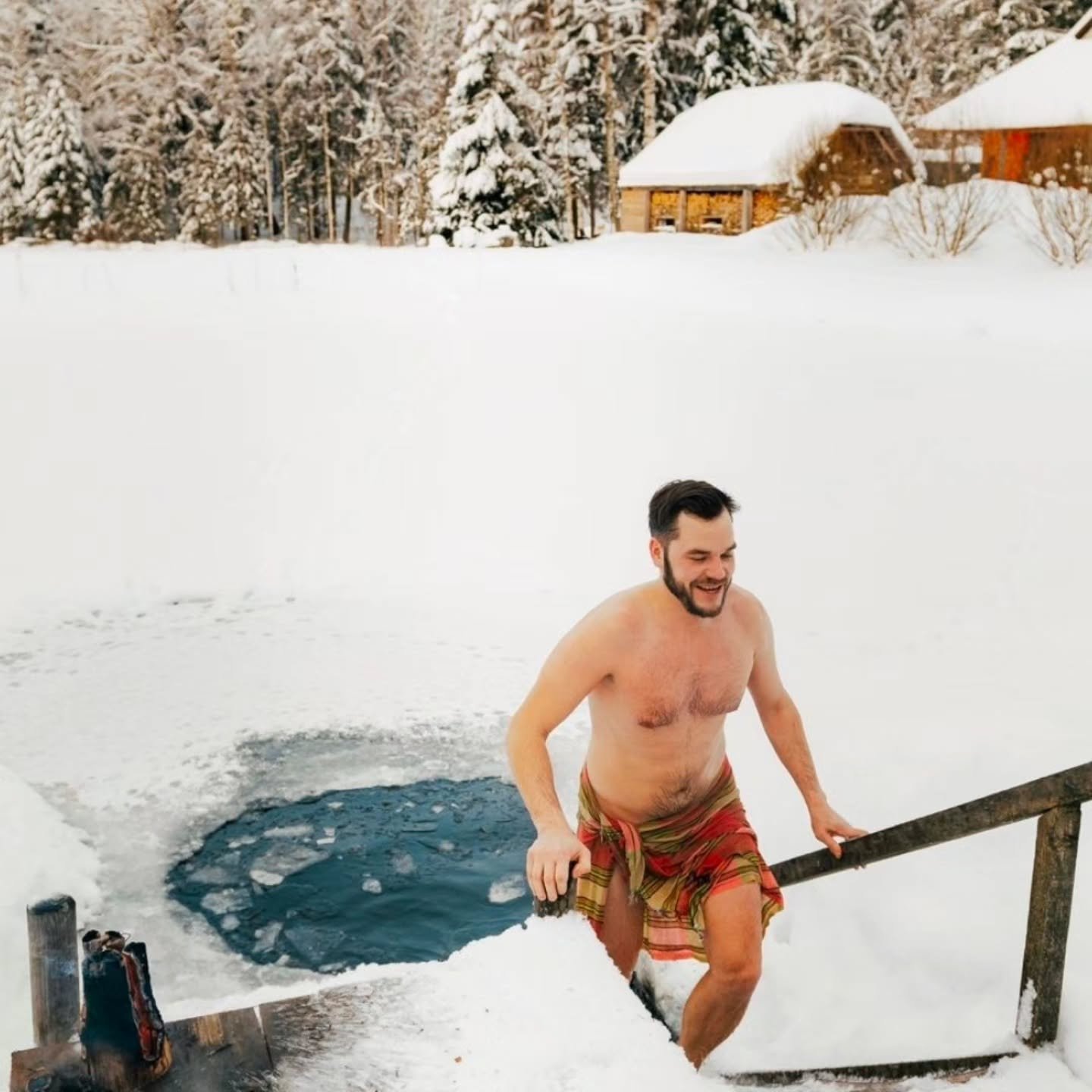 Details of our third away trip, this time to Tallin in Estonia 🇪🇪 are now in our whatsapp community.

Banish the January blues with 1 degree cold water dipping, snow, saunas and more...

#menscommunity #menhelpingmen #estonia