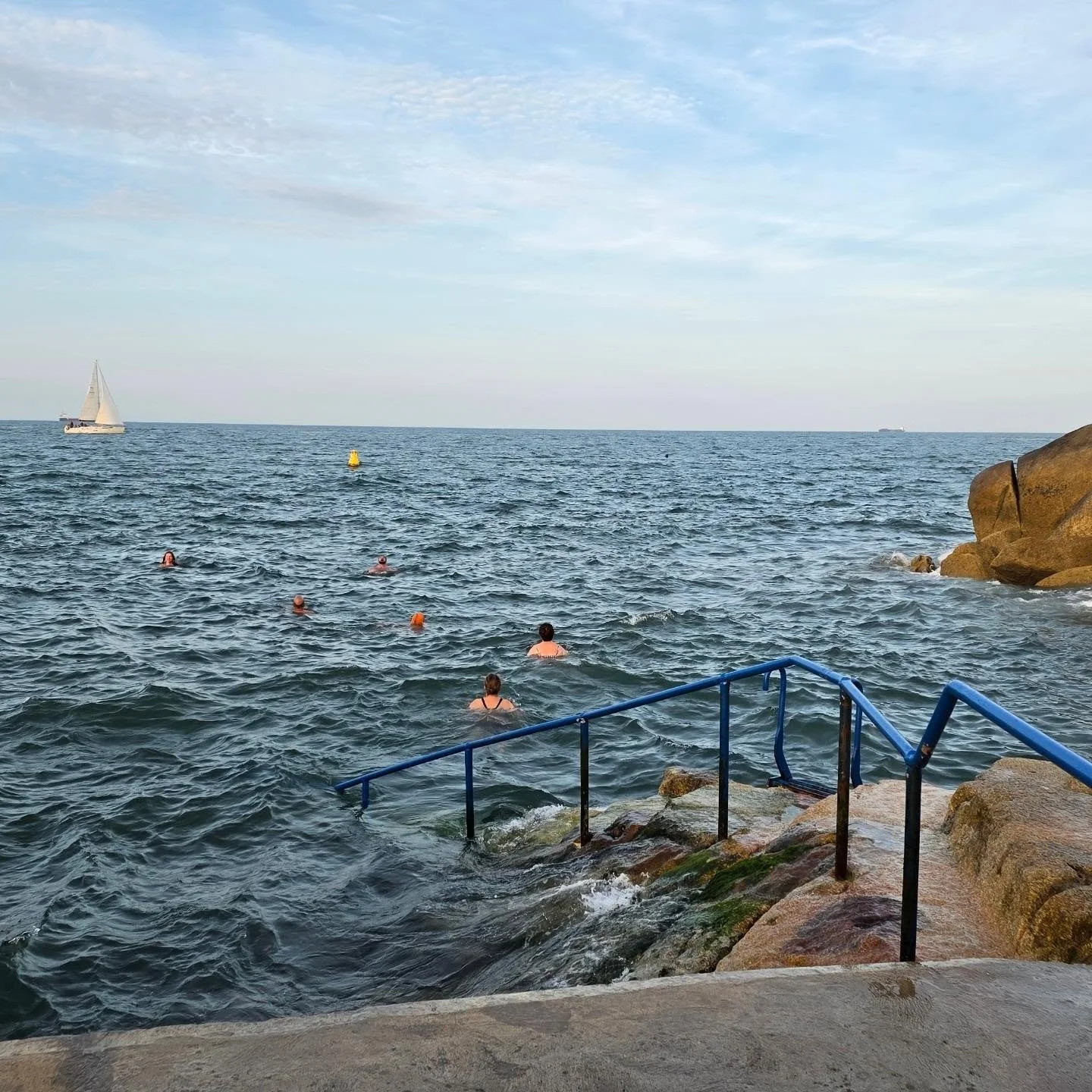 Start your week with us...7pm tonight at the 40ft.

#menscommunity #coldwatertherapy #40ft