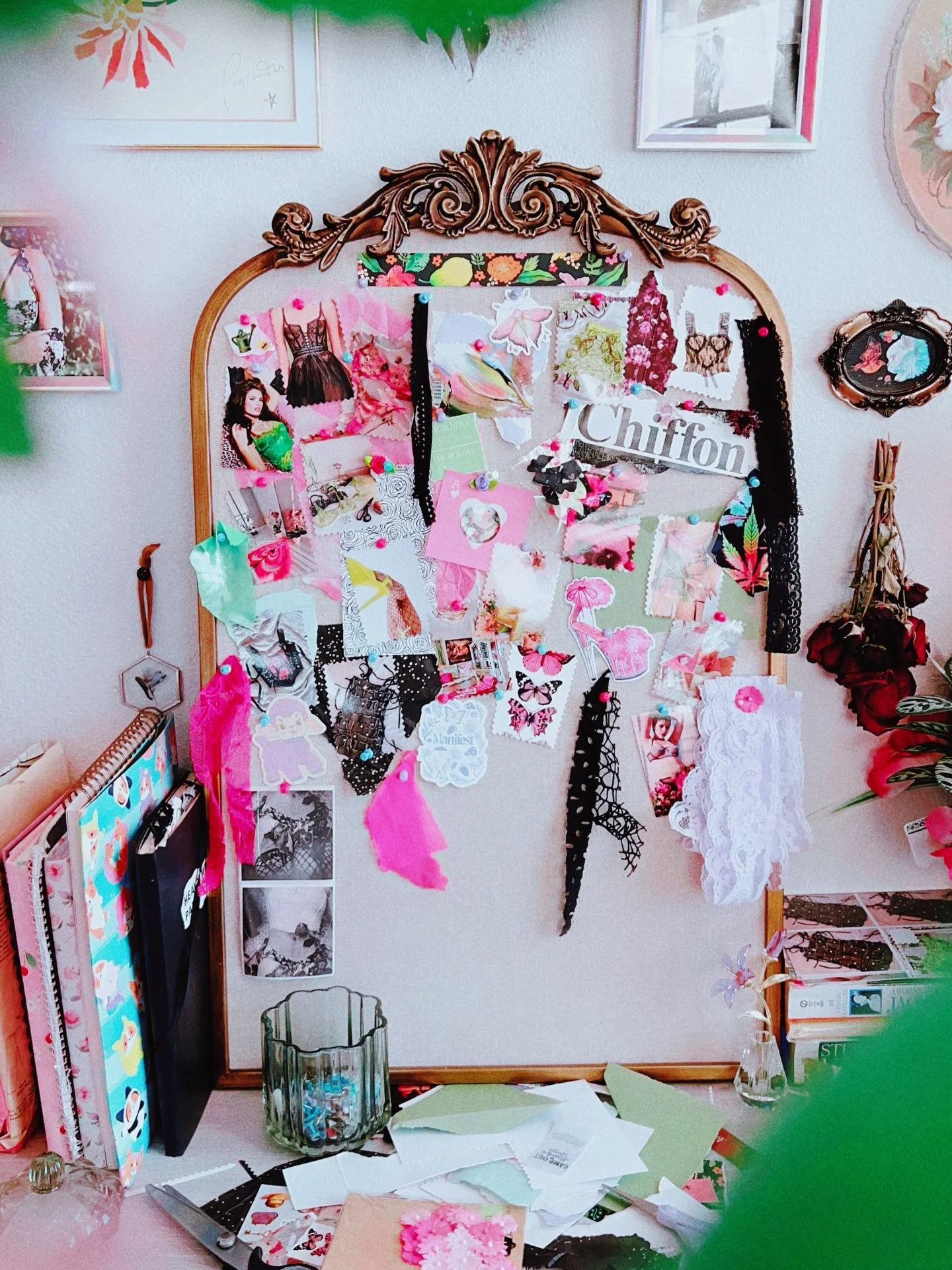 To dream of me, to be me. 🧚🏼&zwj;♀️ To live the story
they don&rsquo;t see. 🥀 Hidden deep inside of me, 
it&rsquo;s you I was always meant to be. ✨

I&rsquo;ve finally caught up on my side quests, and now I can pour my heart &amp; soul fully into 