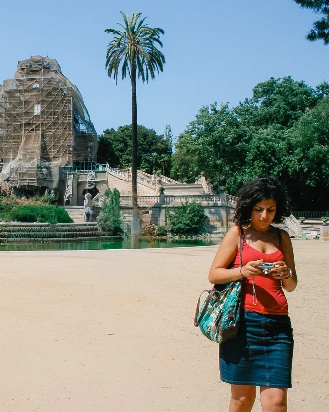 Barcelona - summer 2008 🌴

R&eacute;cemment j&rsquo;ai post&eacute; une vid&eacute;o sur YouTube - la deuxi&egrave;me d&rsquo;une s&eacute;rie documentaire - mais elles n&rsquo;&eacute;tait pas du tout pr&eacute;vue comme &ccedil;a&hellip; 

En fait