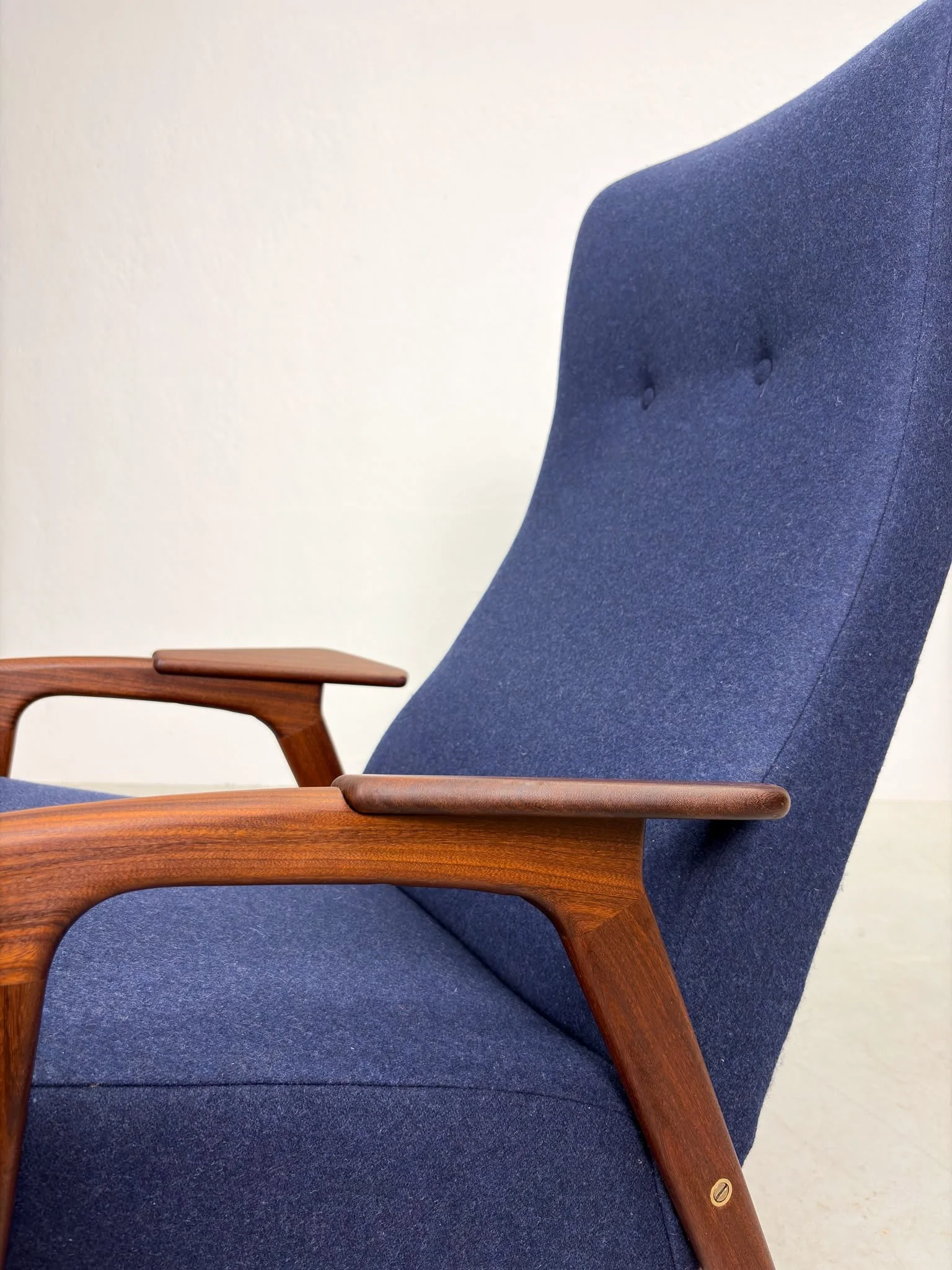 Pastoe 'Ruster' Fauteuil van Yngve Ekström (8).jpeg