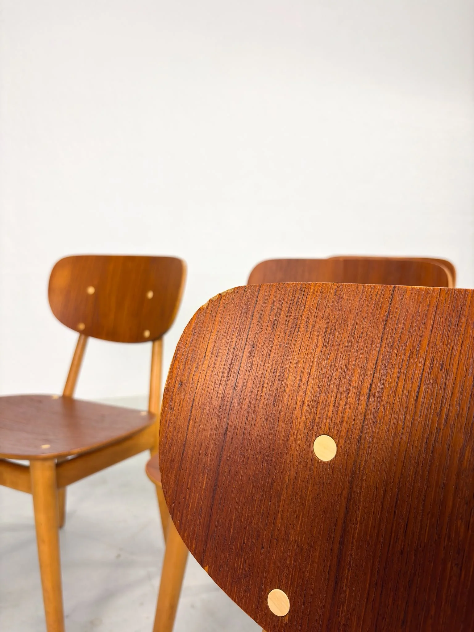 Set 'SB11' Eetkamerstoelen van Cees Braakman voor Pastoe (16).jpeg