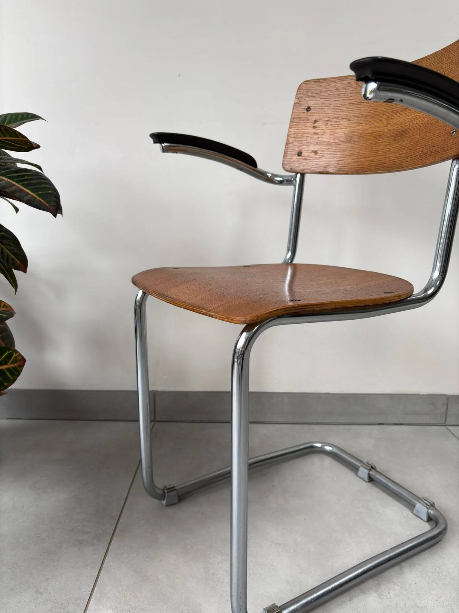 Vintage Buisframe Stoel Galvanische Industrie Overschie (2).jpg