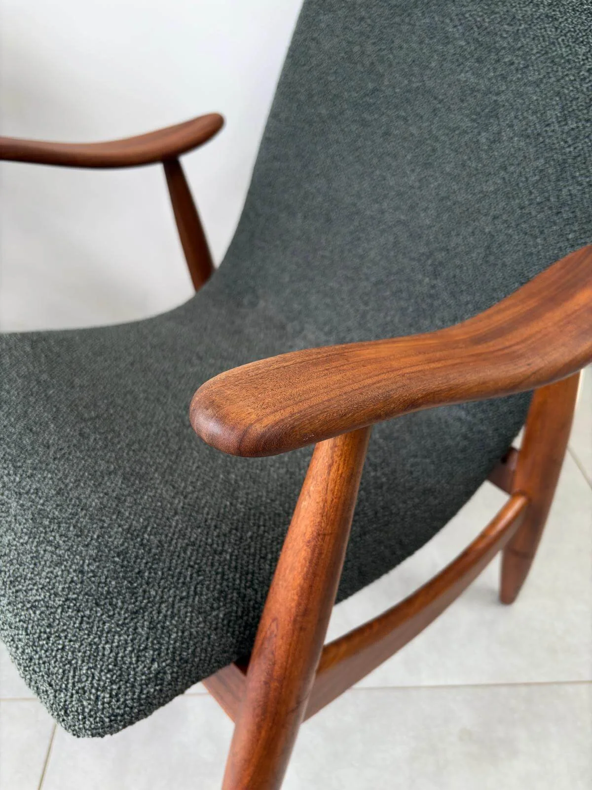 Vintage Fauteuil Louis van Teeffelen A-serie Donkergroen (12).jpg