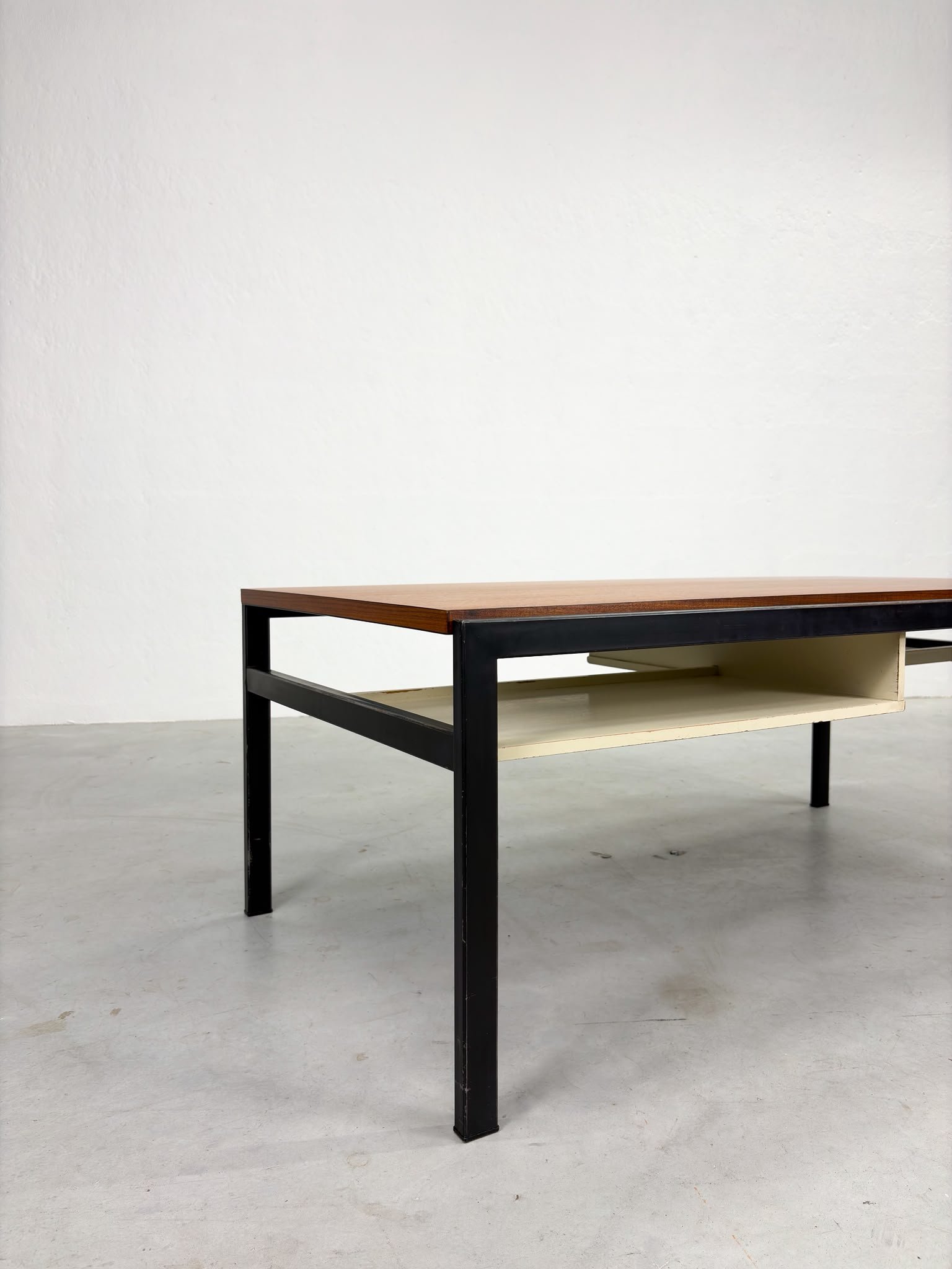 'TU04' Salontafel van Cees Braakman voor Pastoe (31).jpeg